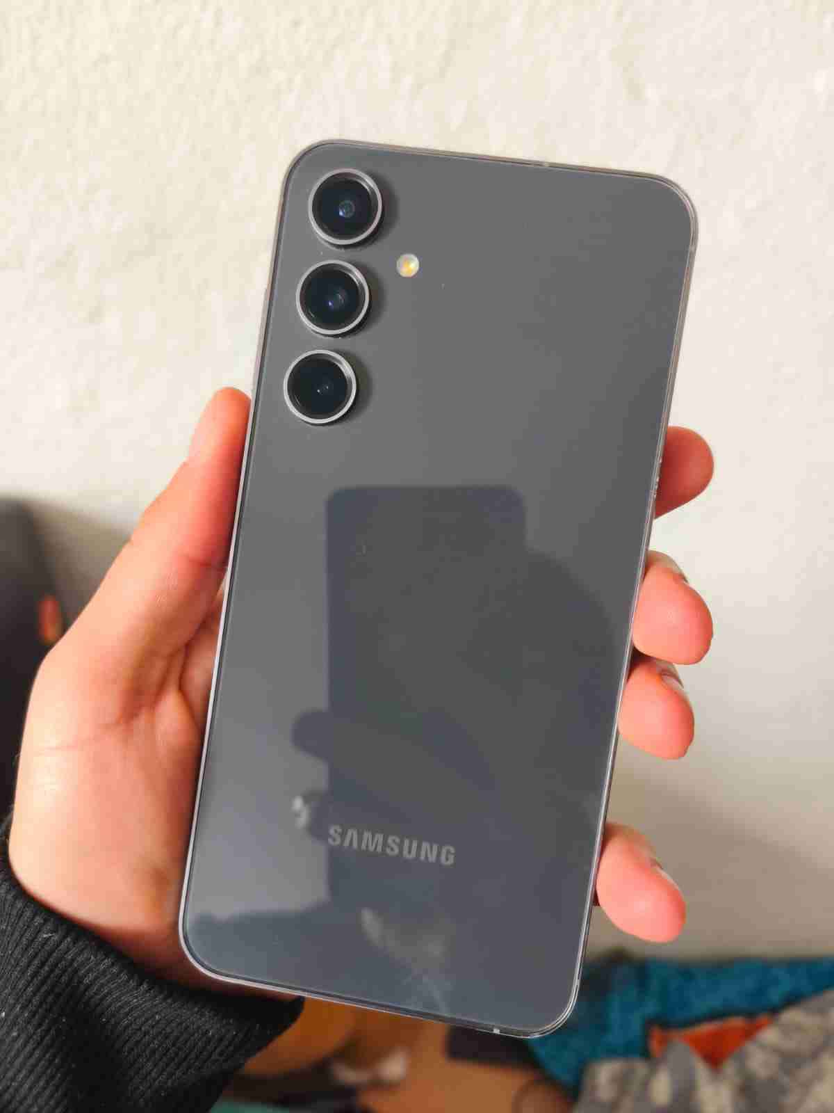 Vendo S23 FE 128 gb como nuevo - 2