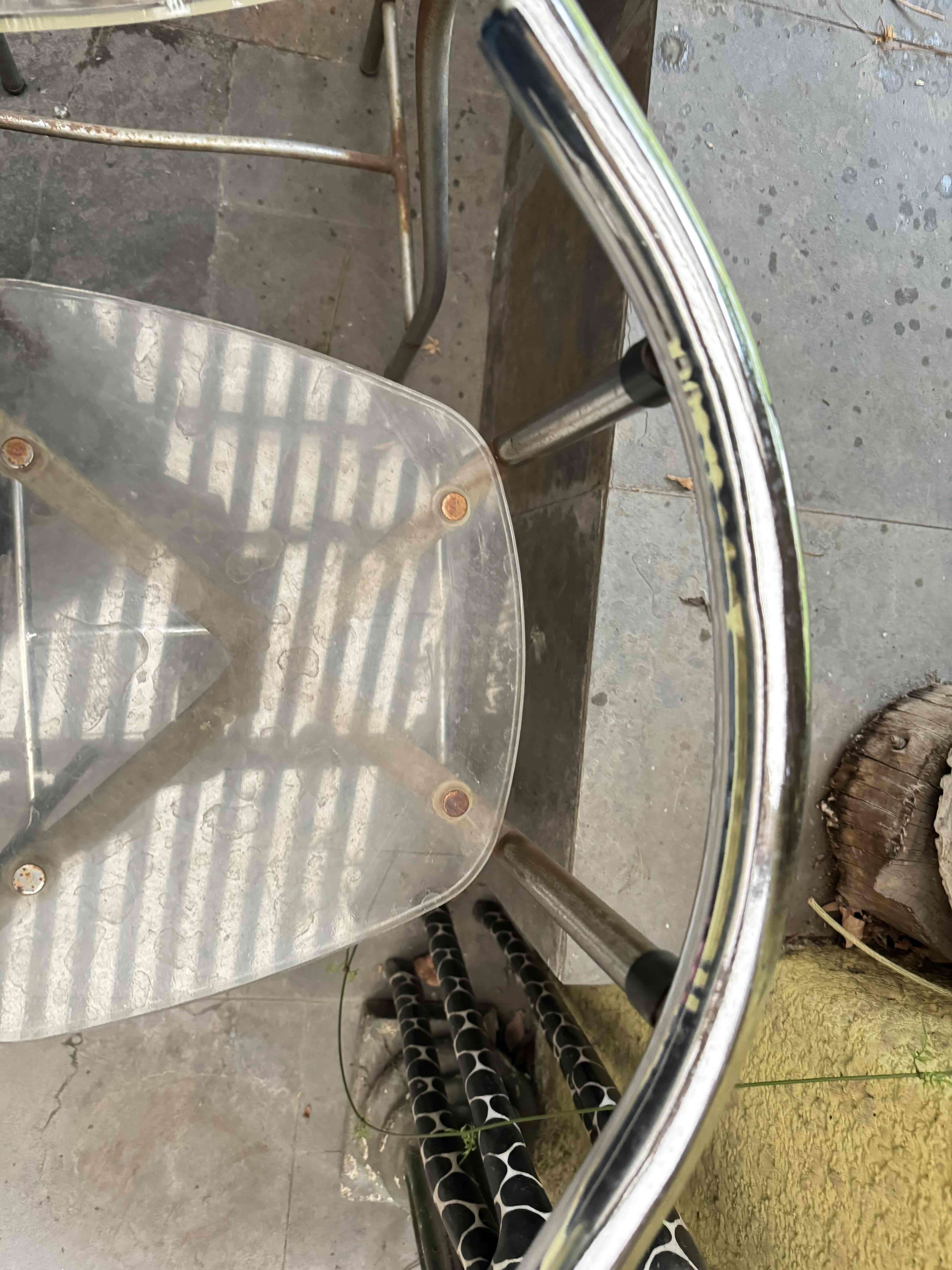 Silla alta metálica plateada - miniatura 3