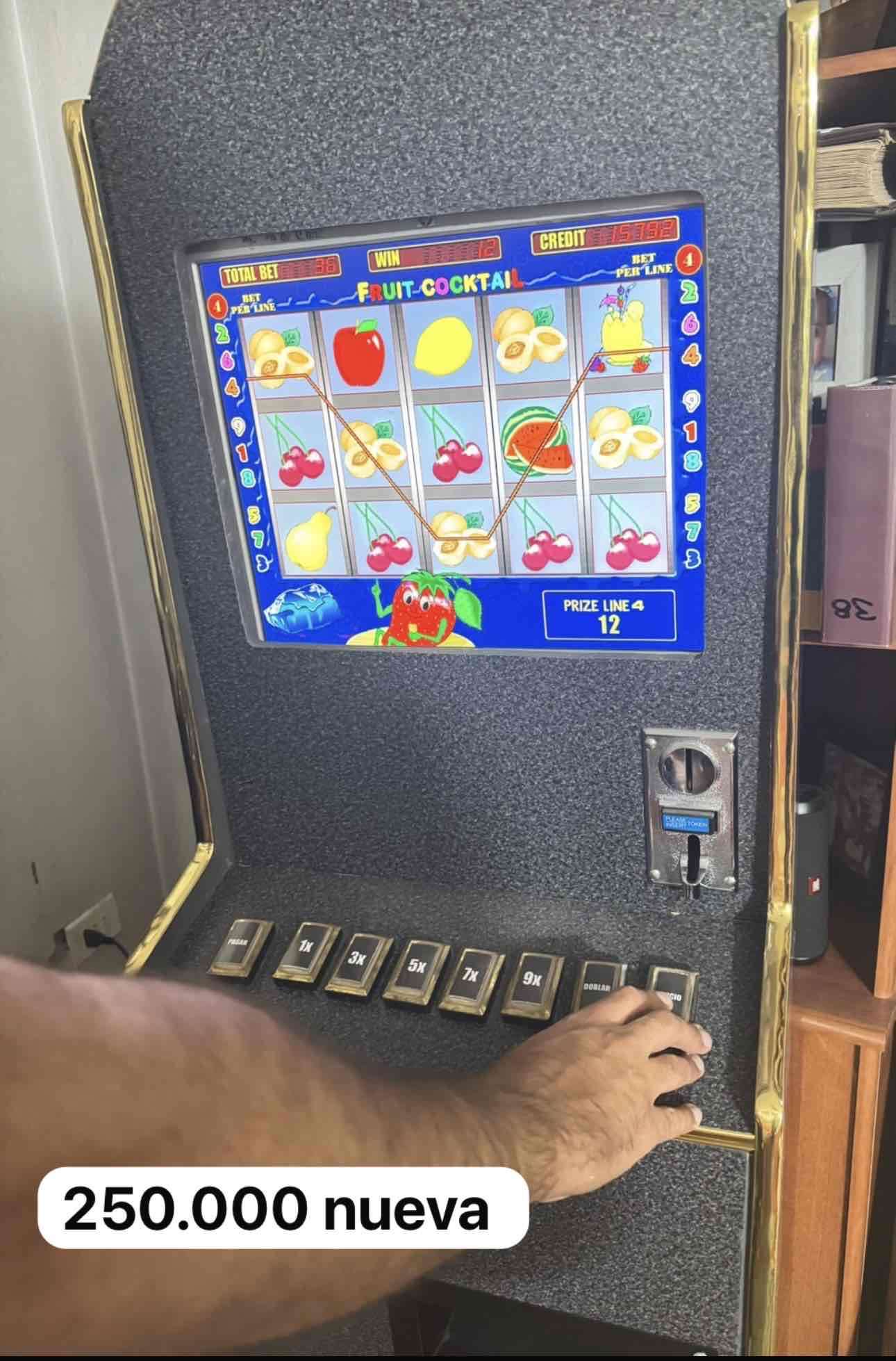 Máquina tragamonedas Fruit Cocktail - miniatura 2