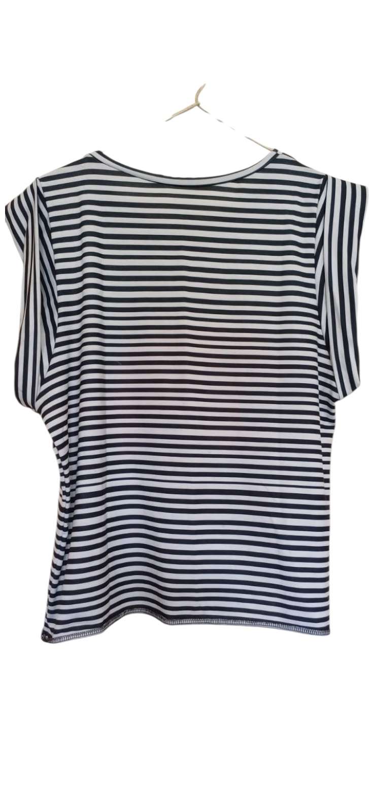 Polera rayada con estampado floral - miniatura 2