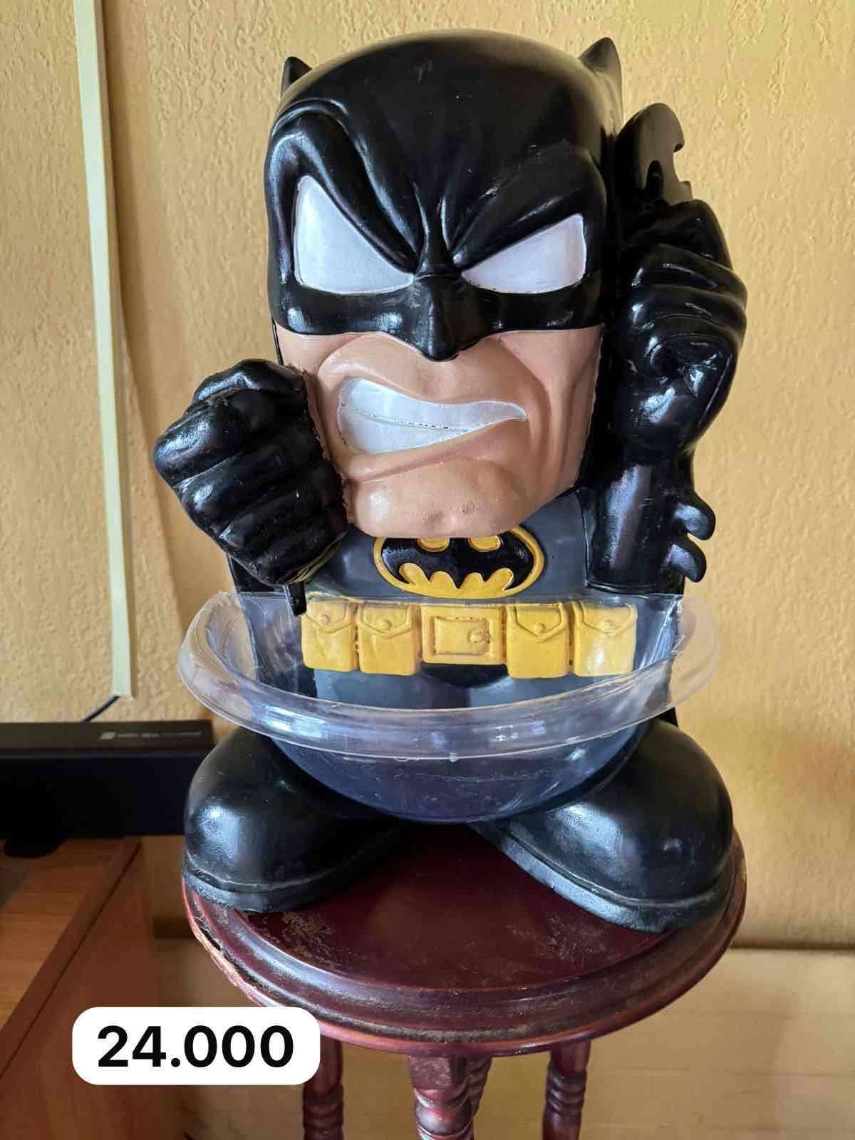 Figura Batman con cuenco - miniatura 2