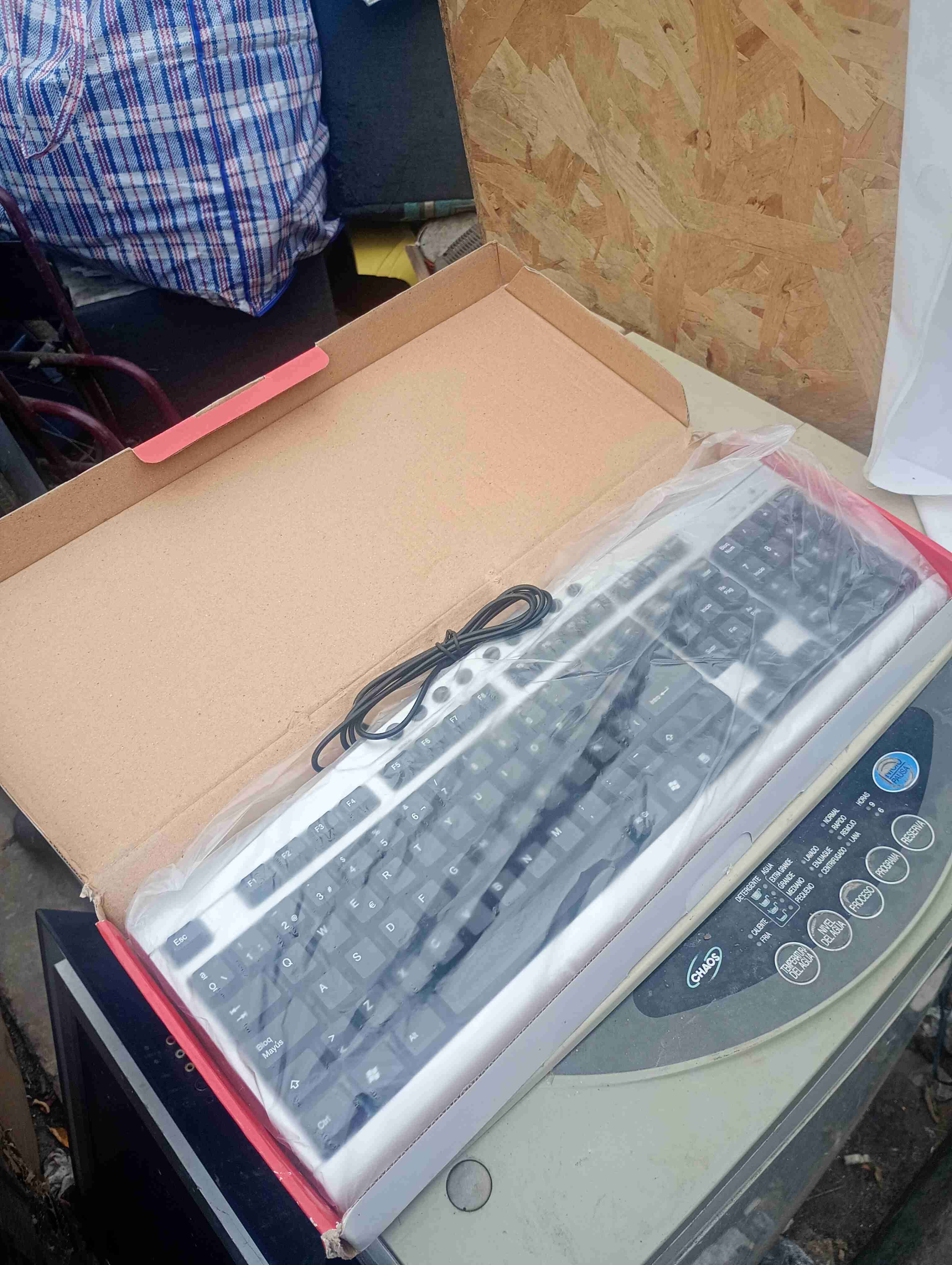 Teclado multimedia 2 mil pesos cada uno nuevos - 6