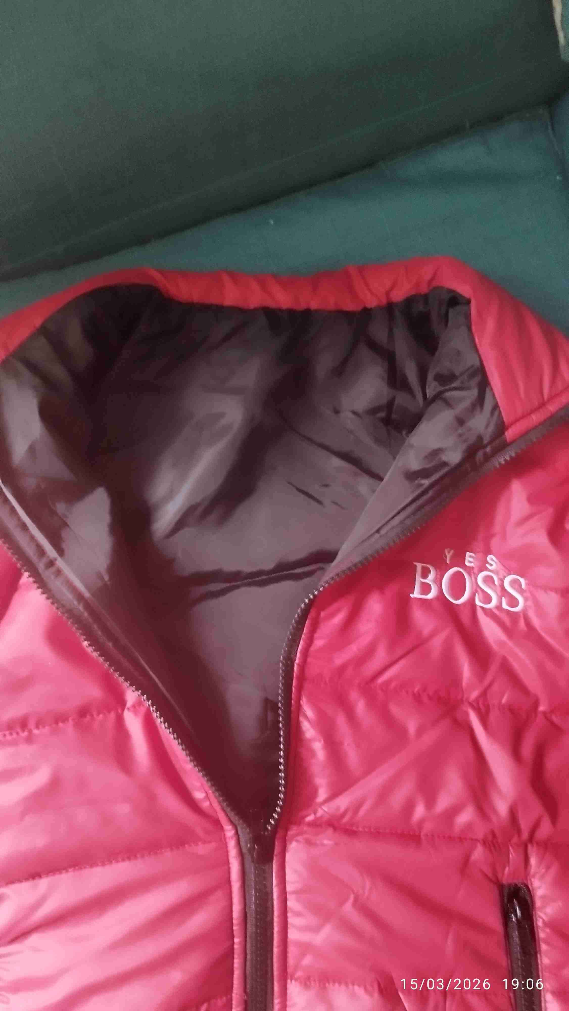 Chaqueta réplica Hugo BOSS, impermeable roja - miniatura 3