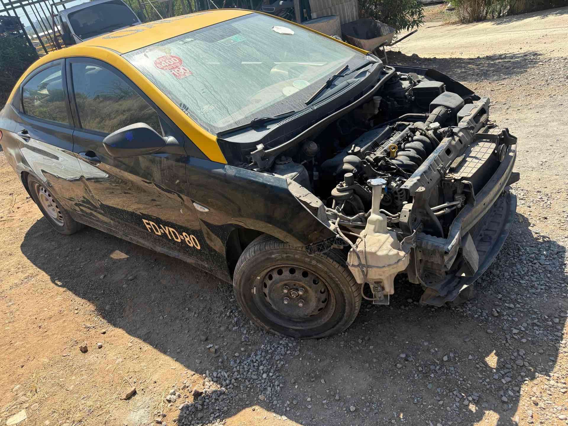 Hyundai Accent rb 2016 desarme - miniatura 4