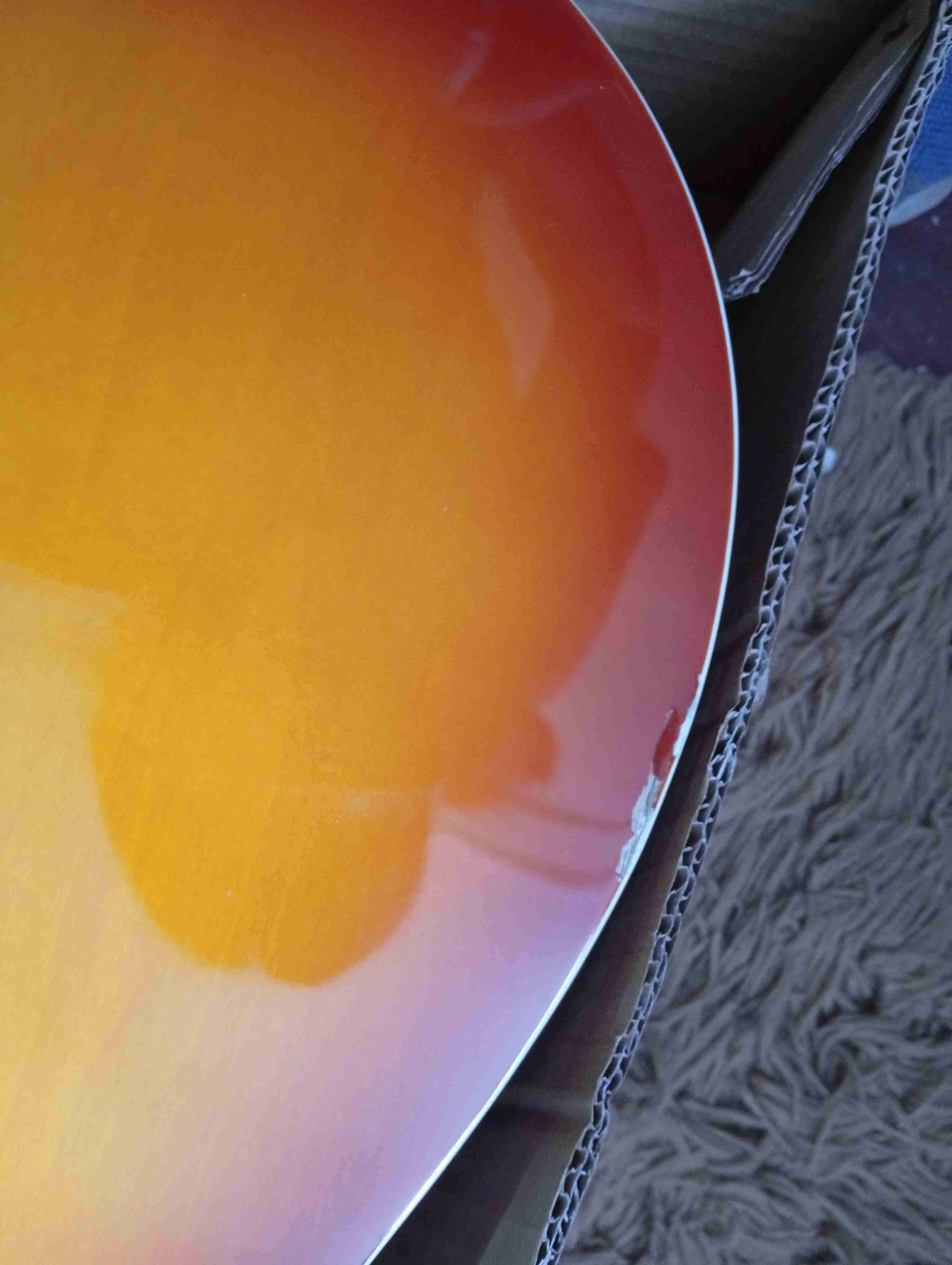 Guitarra acústica roja con ecualizador - miniatura 2