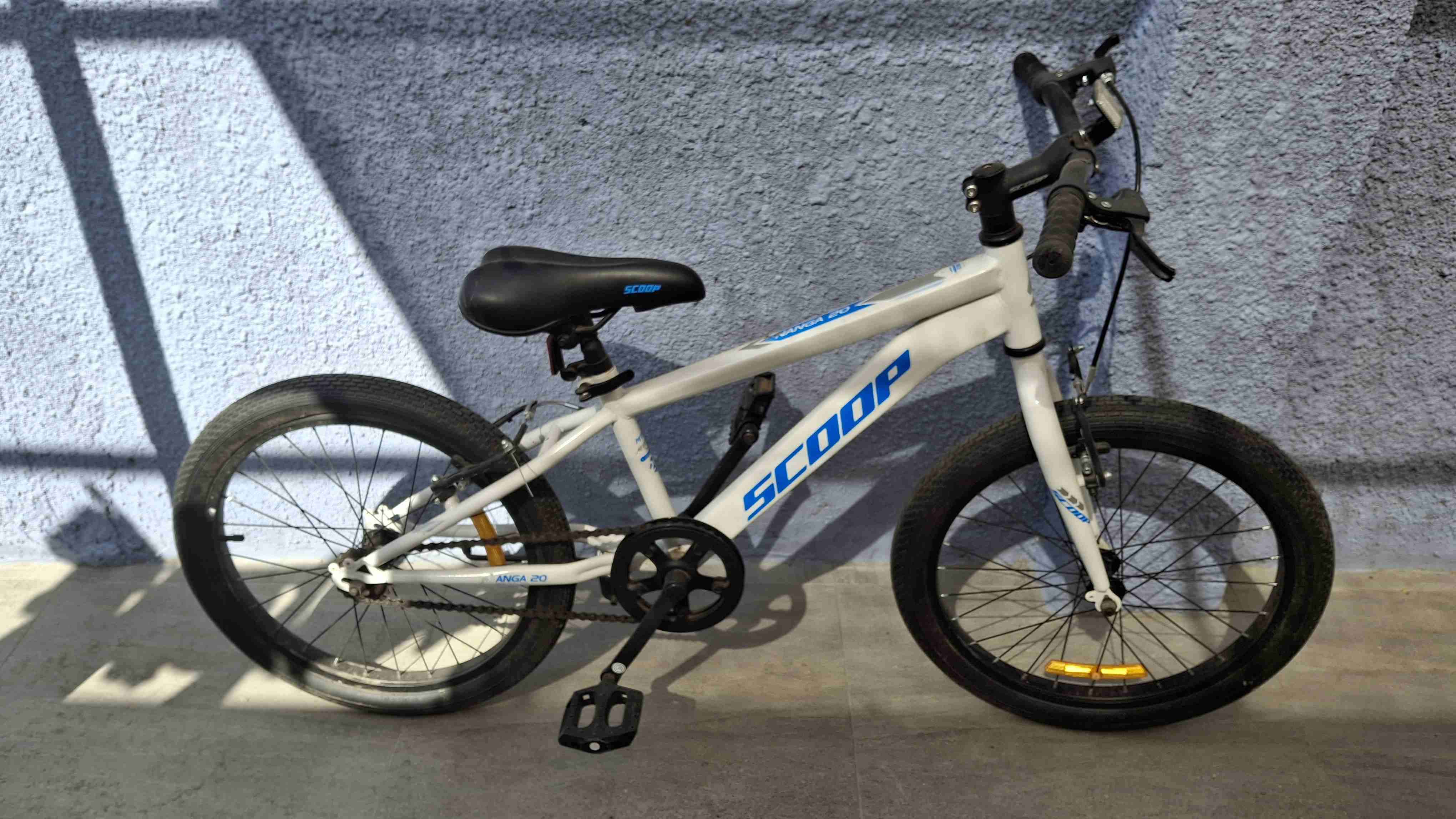 Bicicleta infantil blanca Scoop aro 20