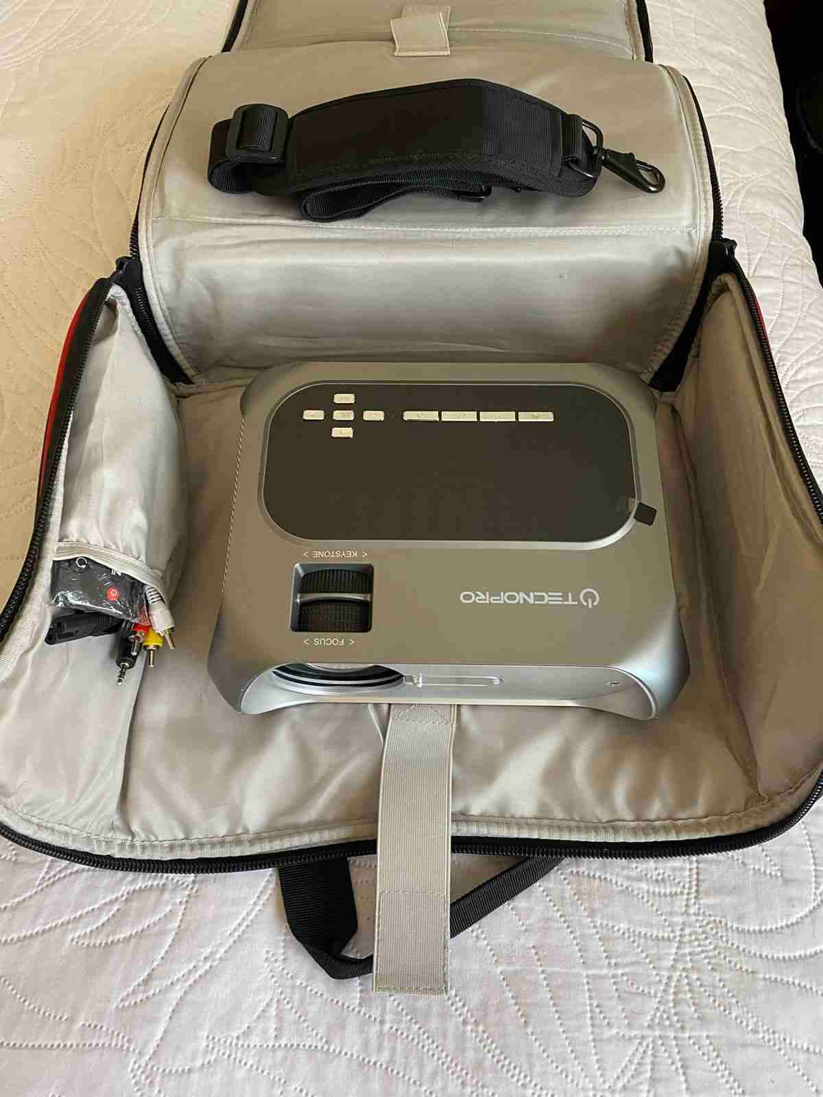 Proyector Tecnopro T7 HD Nativo + Bolso Leaf - ¡NU - miniatura 3