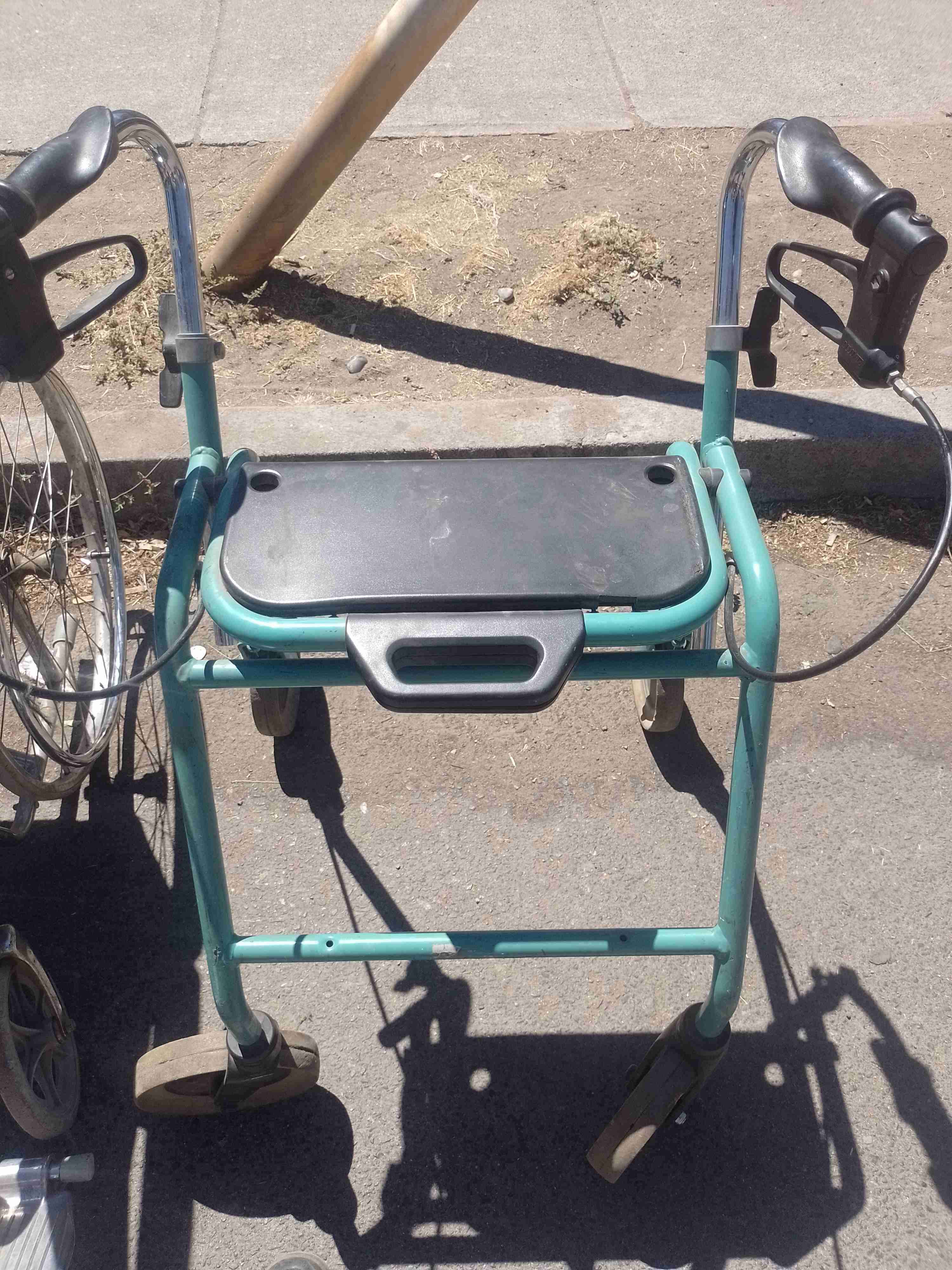 Silla de ruedas plegable - 2