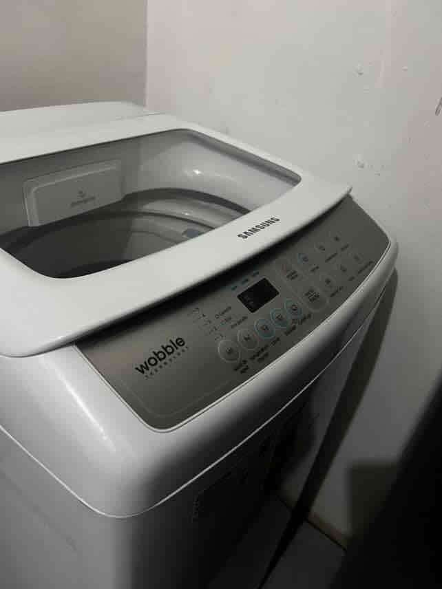 Lavadora Samsung blanca 8 k - miniatura 2