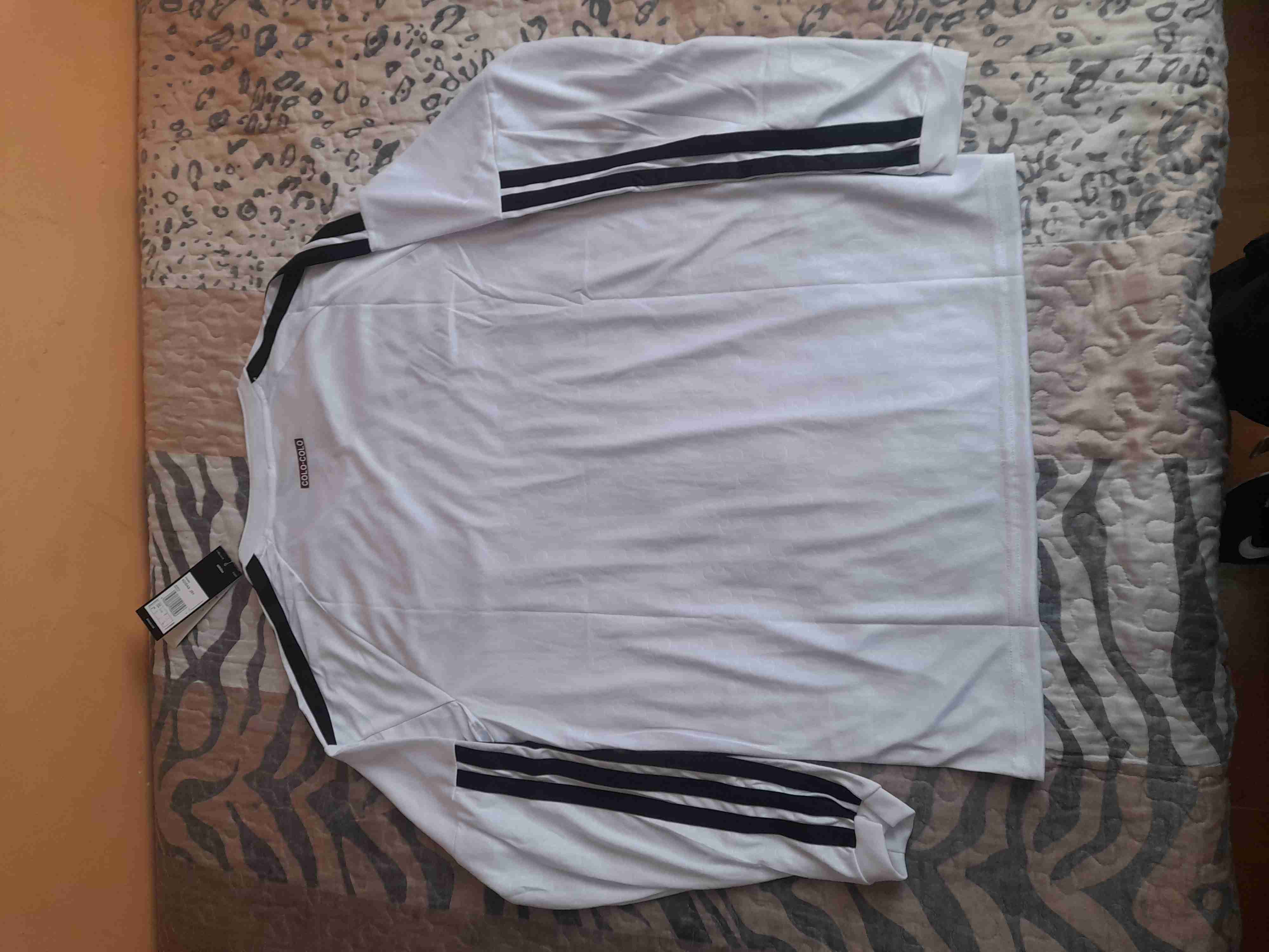 Camiseta deportiva Colo-Colo negra - miniatura 4