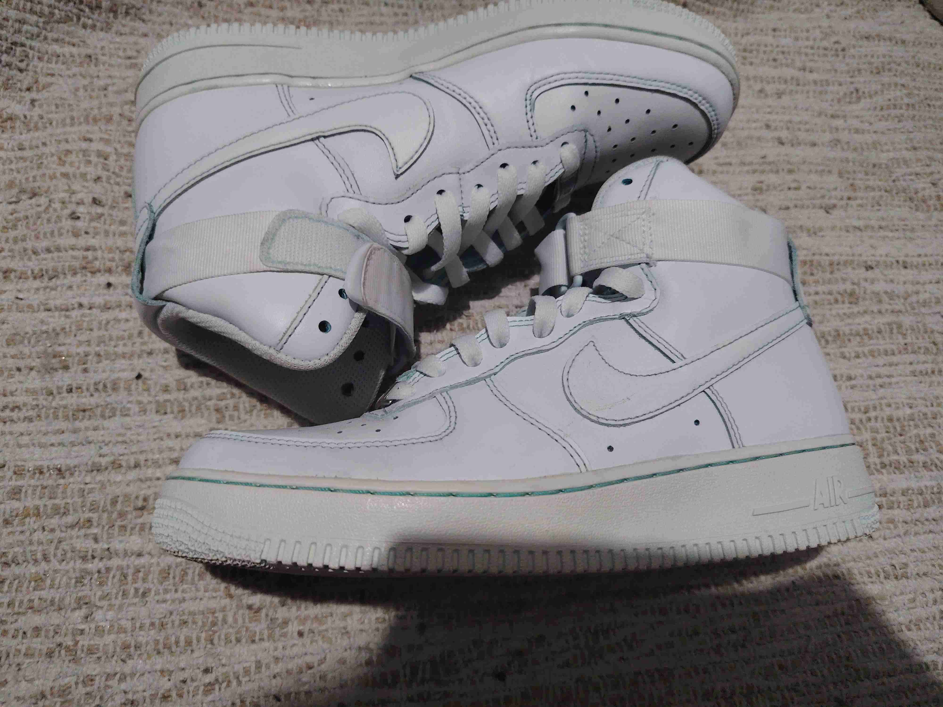 Zapatillas blancas deportivas altas Nike