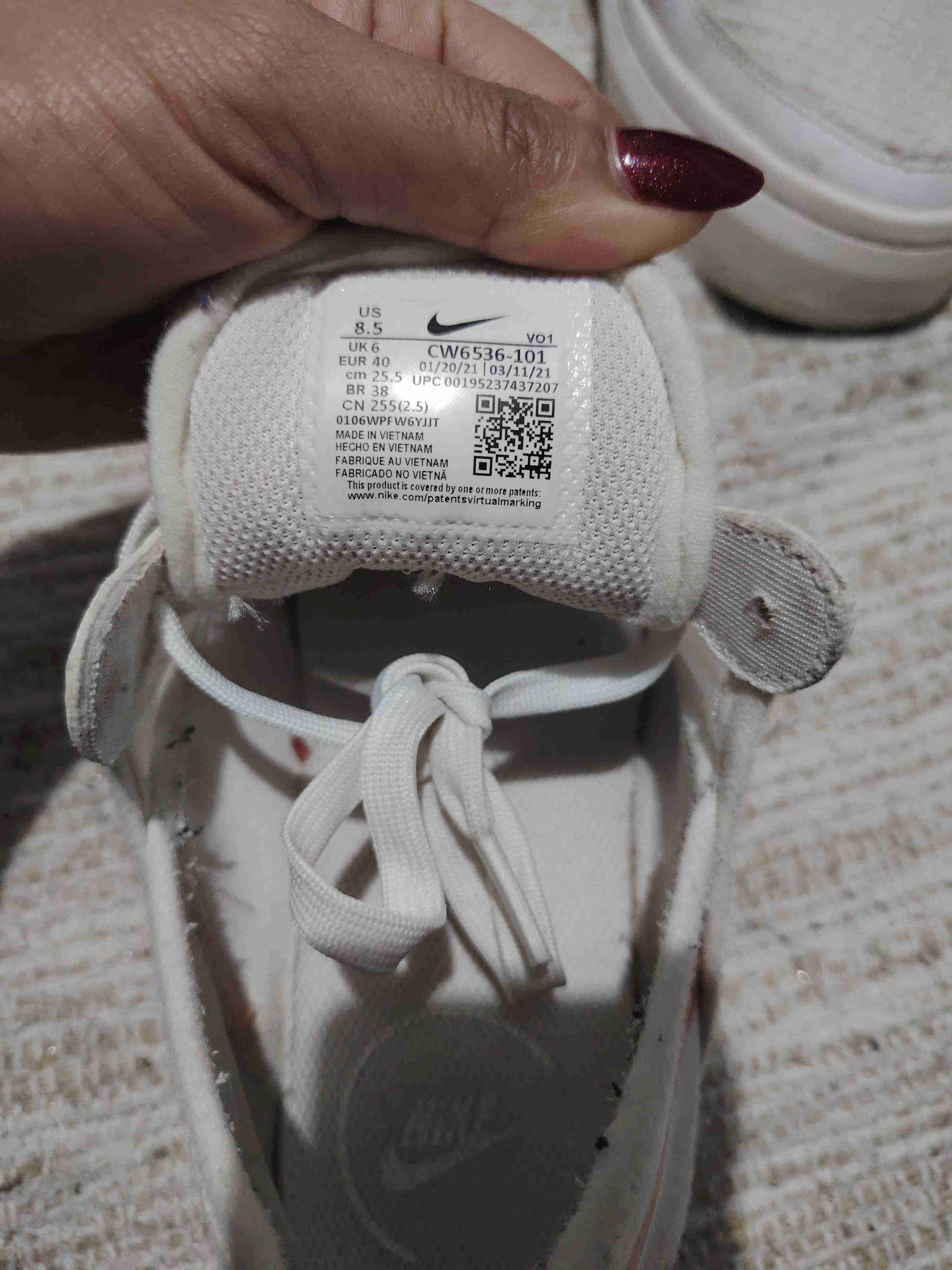 Zapatillas blancas Nike - miniatura 2