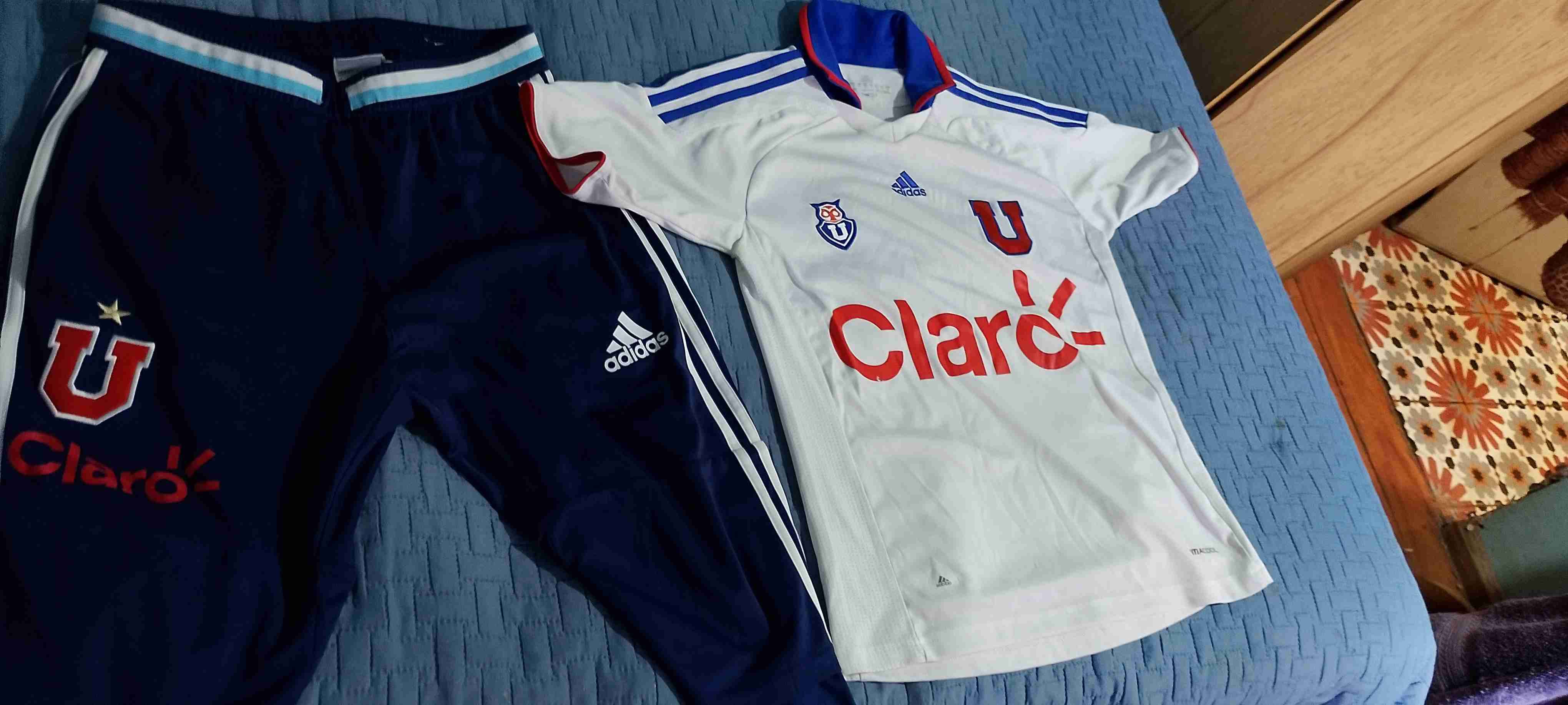 Conjunto deportivo Adidas U. de Chile - miniatura 2