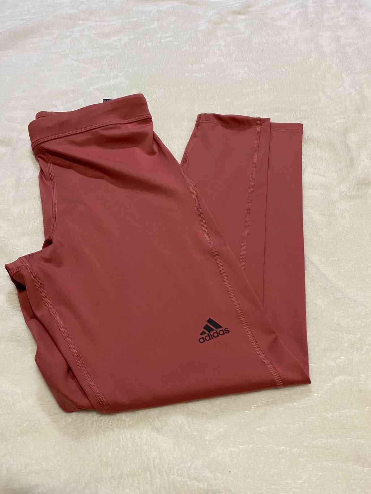 Leggings deportivos color ladrillo Adidas