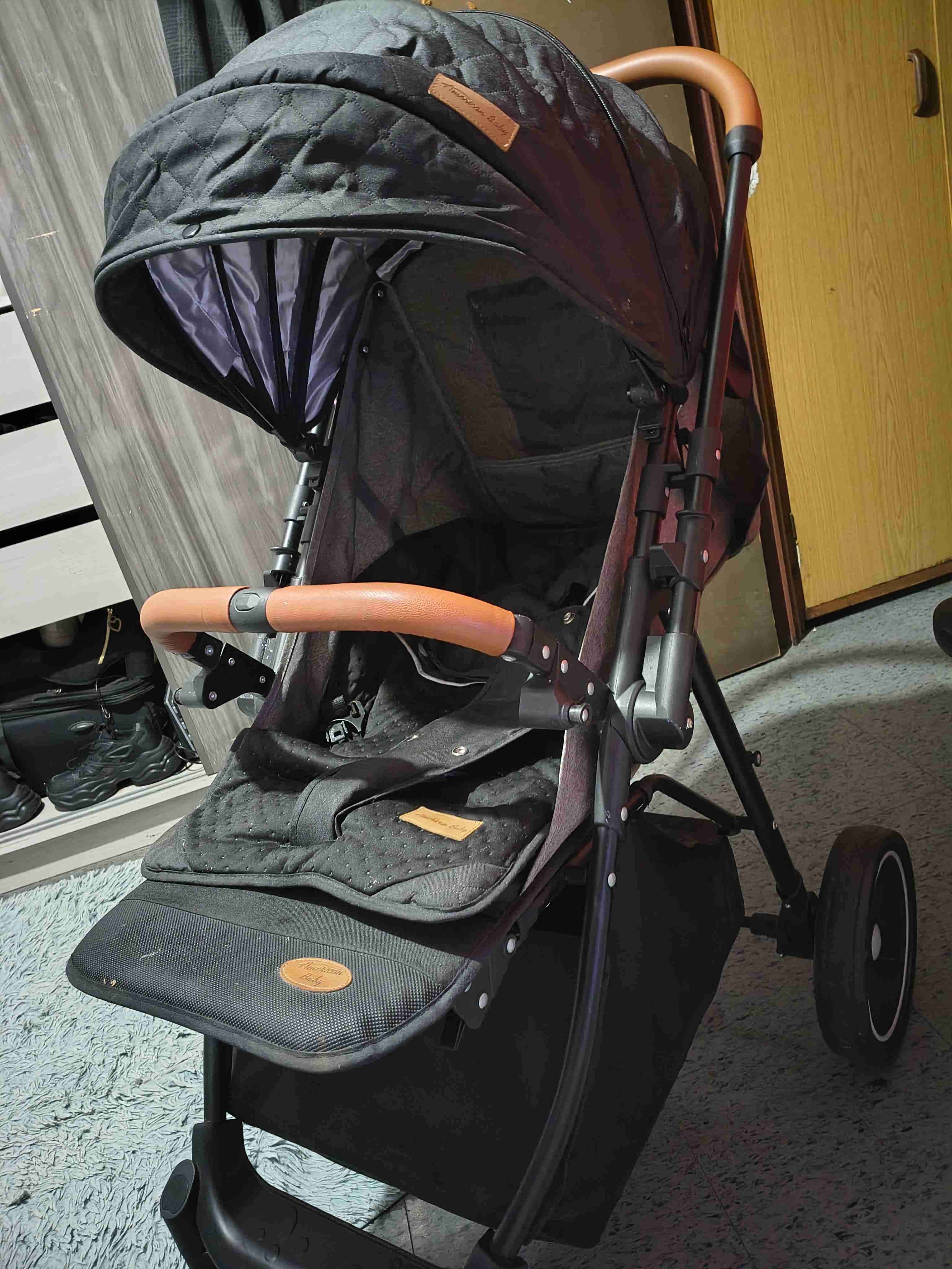 Coche de bebé negro plegable - miniatura 2