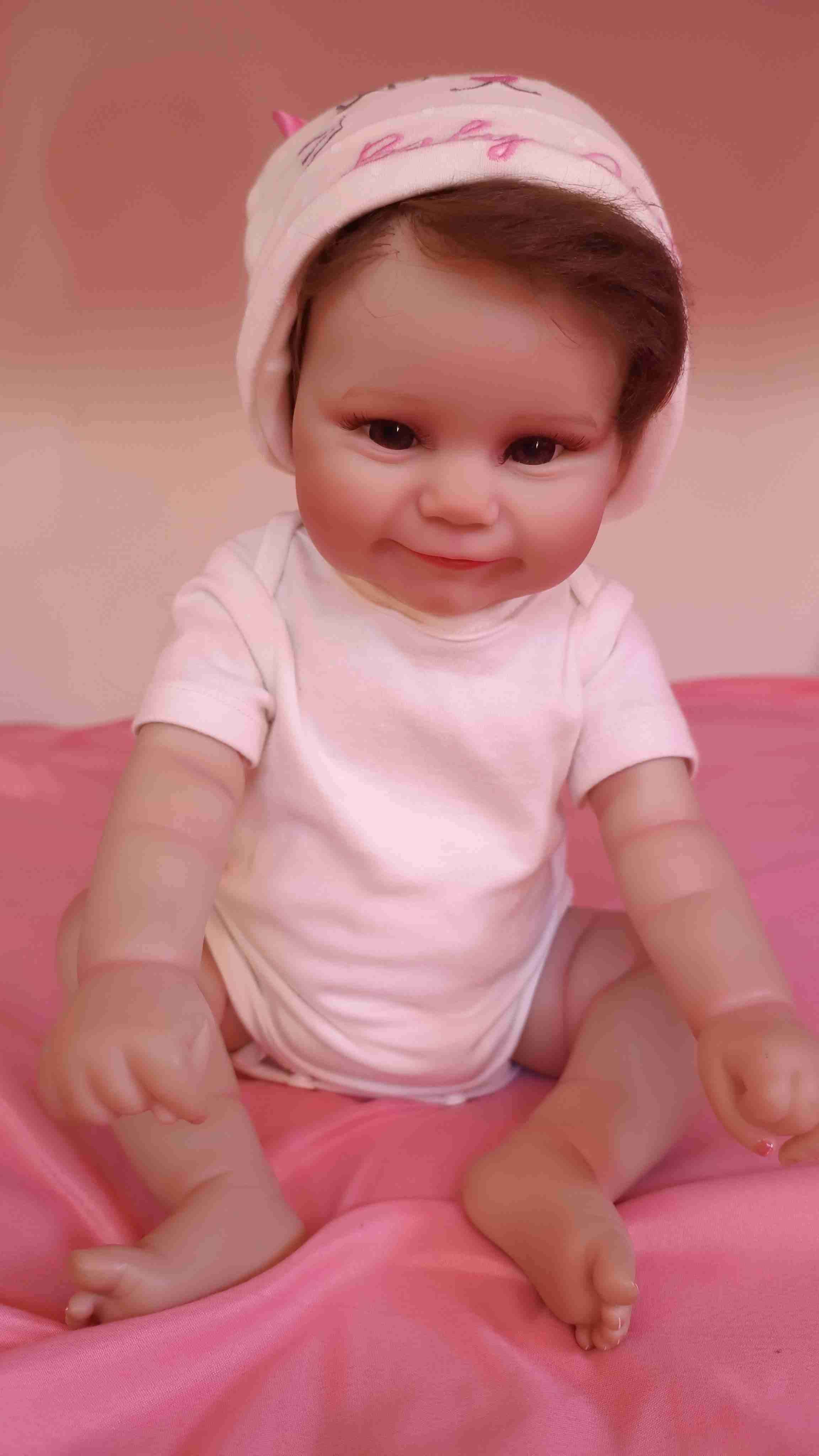 Muñeca bebé reborn - miniatura 2