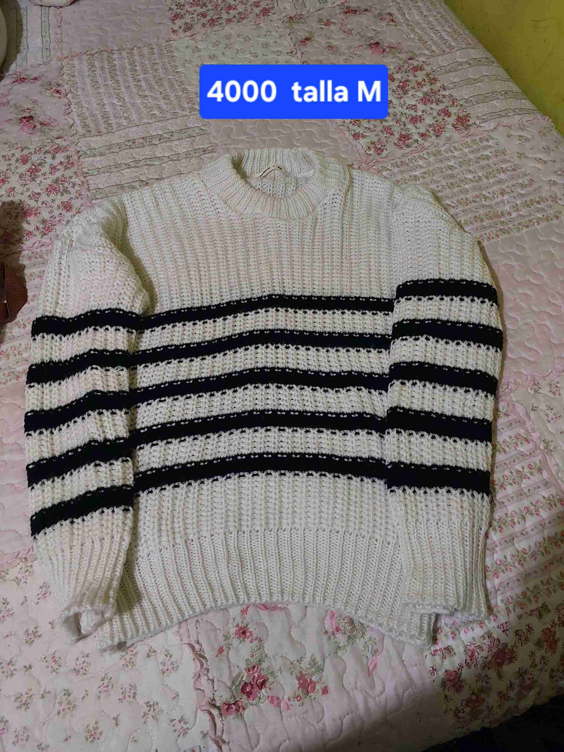 Chaqueta polar beige con capucha - miniatura 4