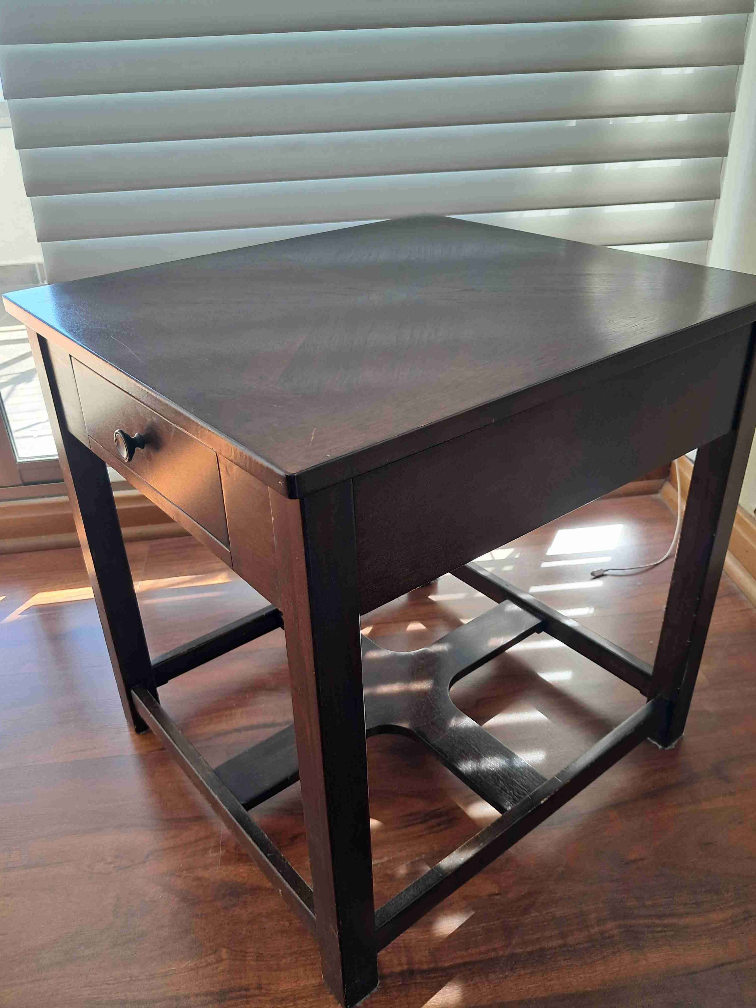 Mesa lateral de madera - miniatura 3