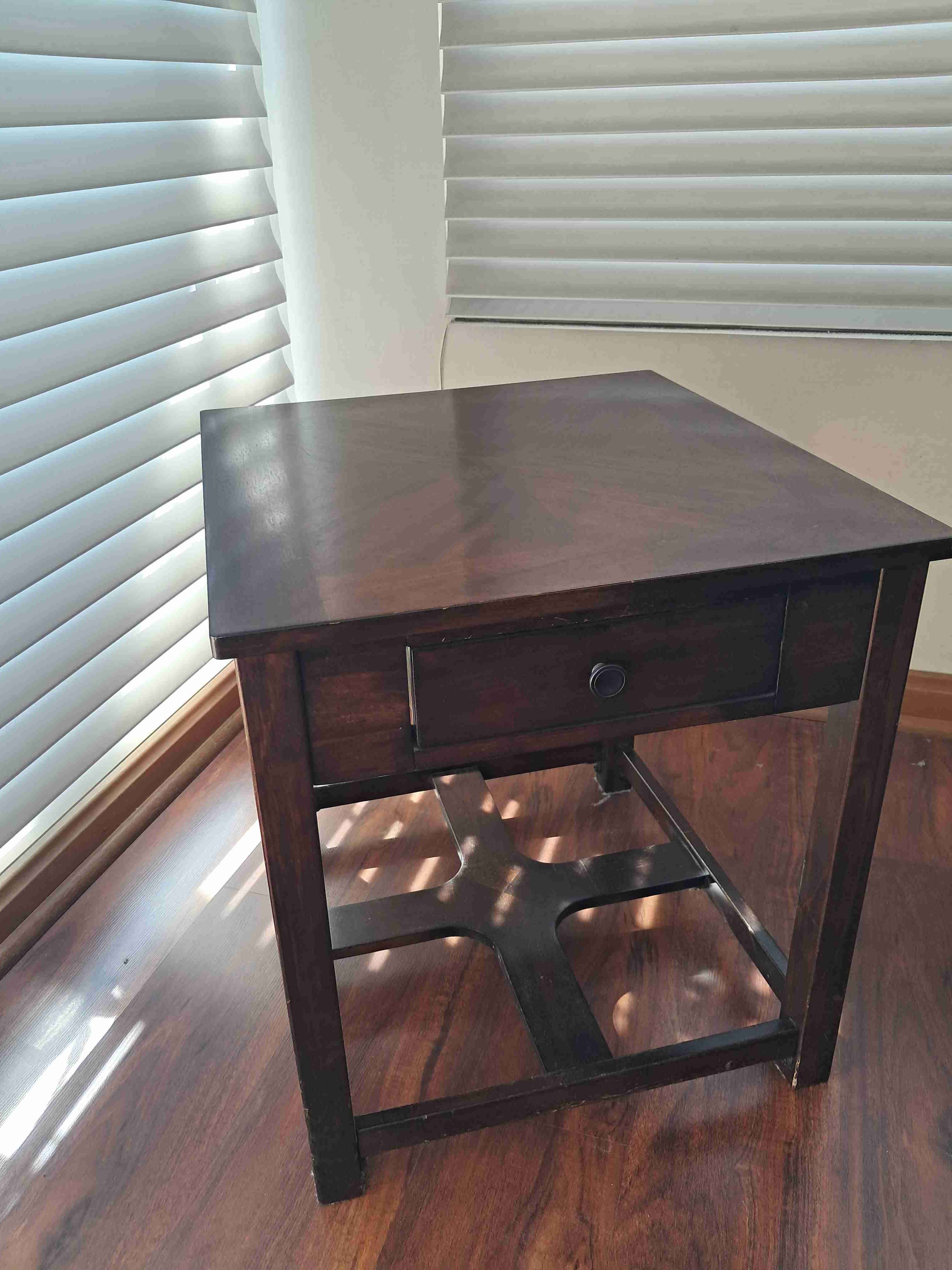 Mesa lateral de madera - miniatura 4