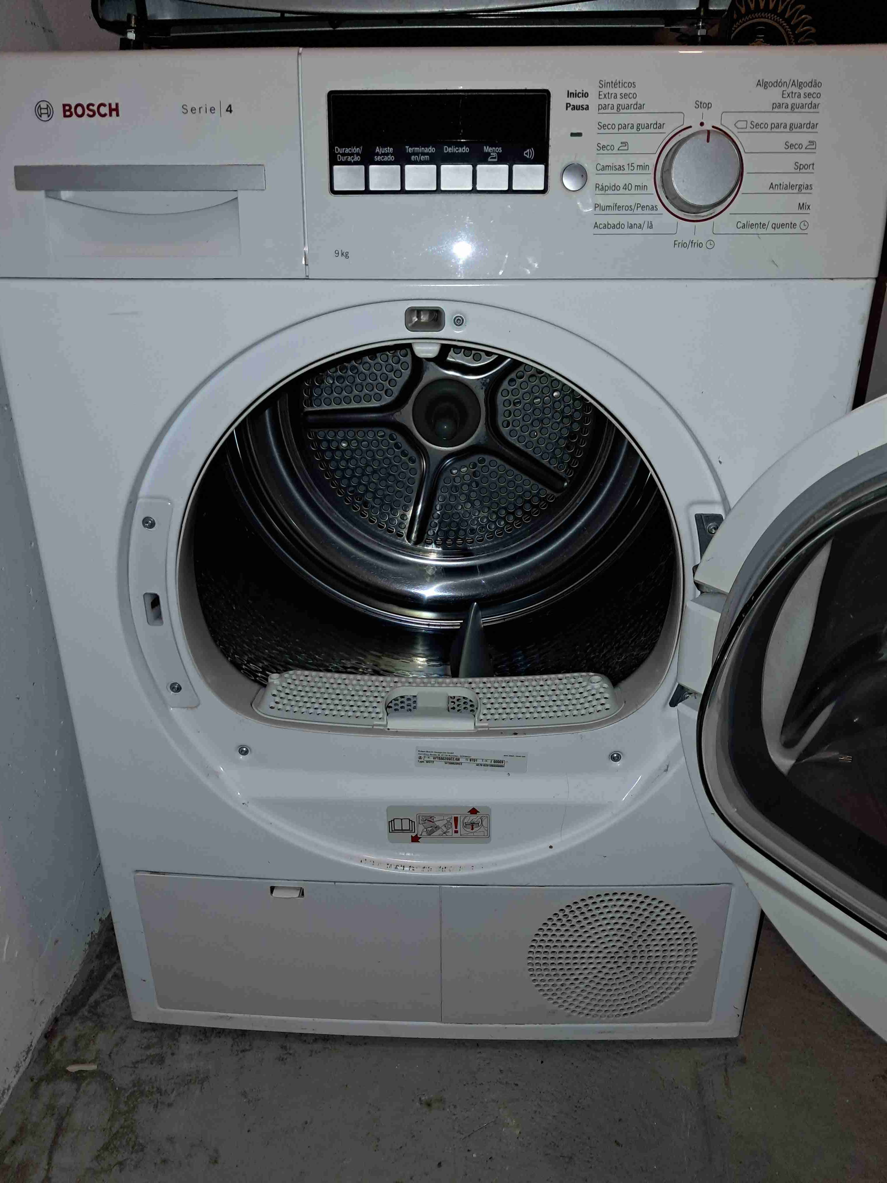 Secadora Bosch Serie 4 blanca - miniatura 2