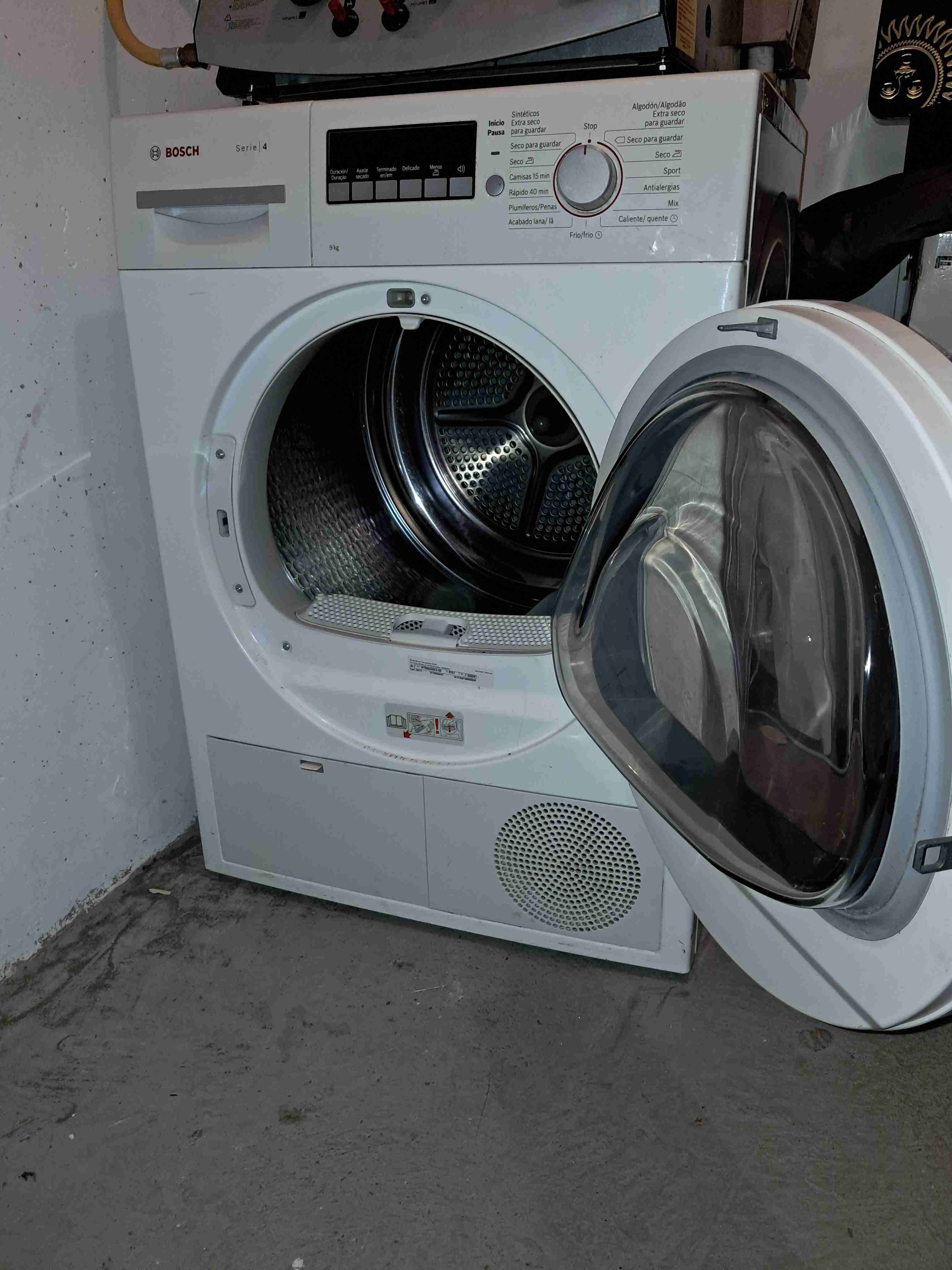 Secadora Bosch Serie 4 blanca - miniatura 3