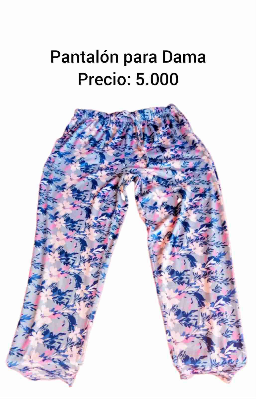 Pantalón de cuerina verde - miniatura 3