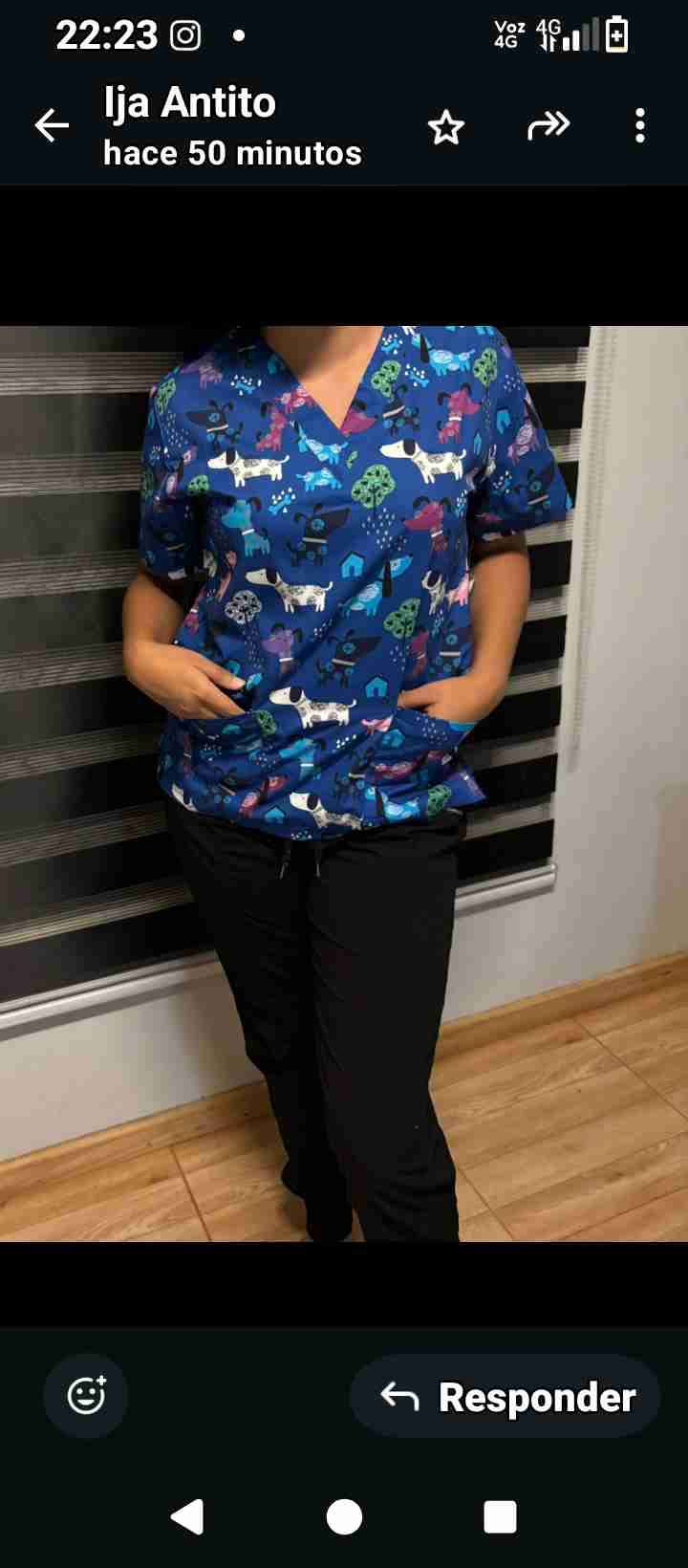 Polera médica lavanda para mujer - miniatura 5