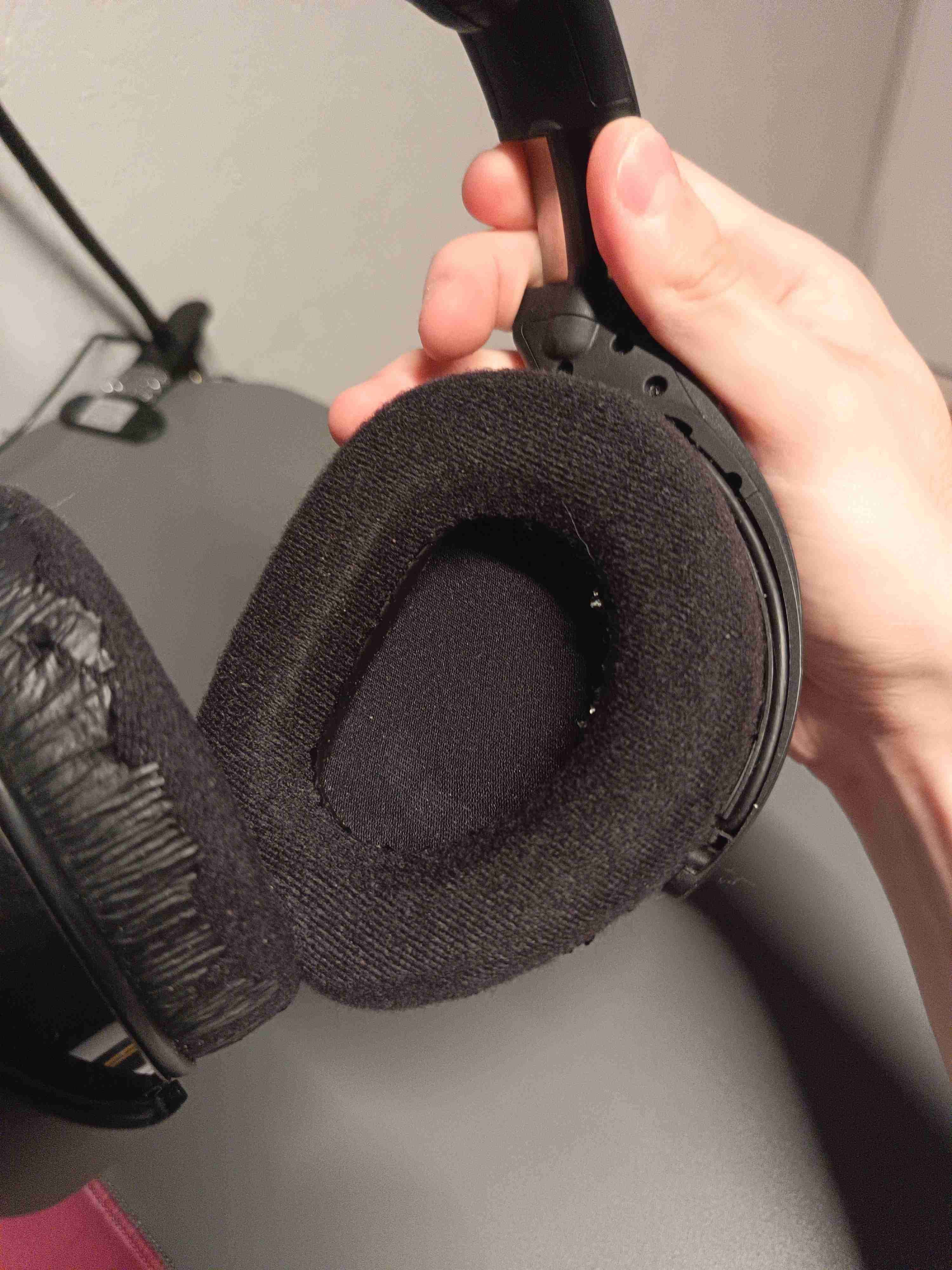 Audífonos Inalámbricos Sennheiser HDR 175 - miniatura 4