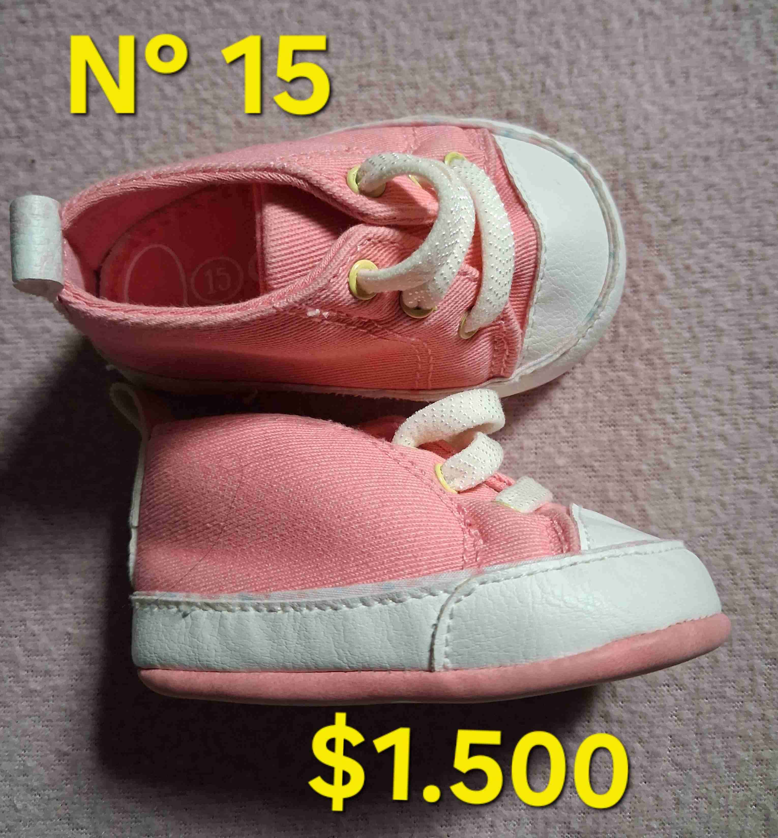 Zapatos de bebé rosados N°15