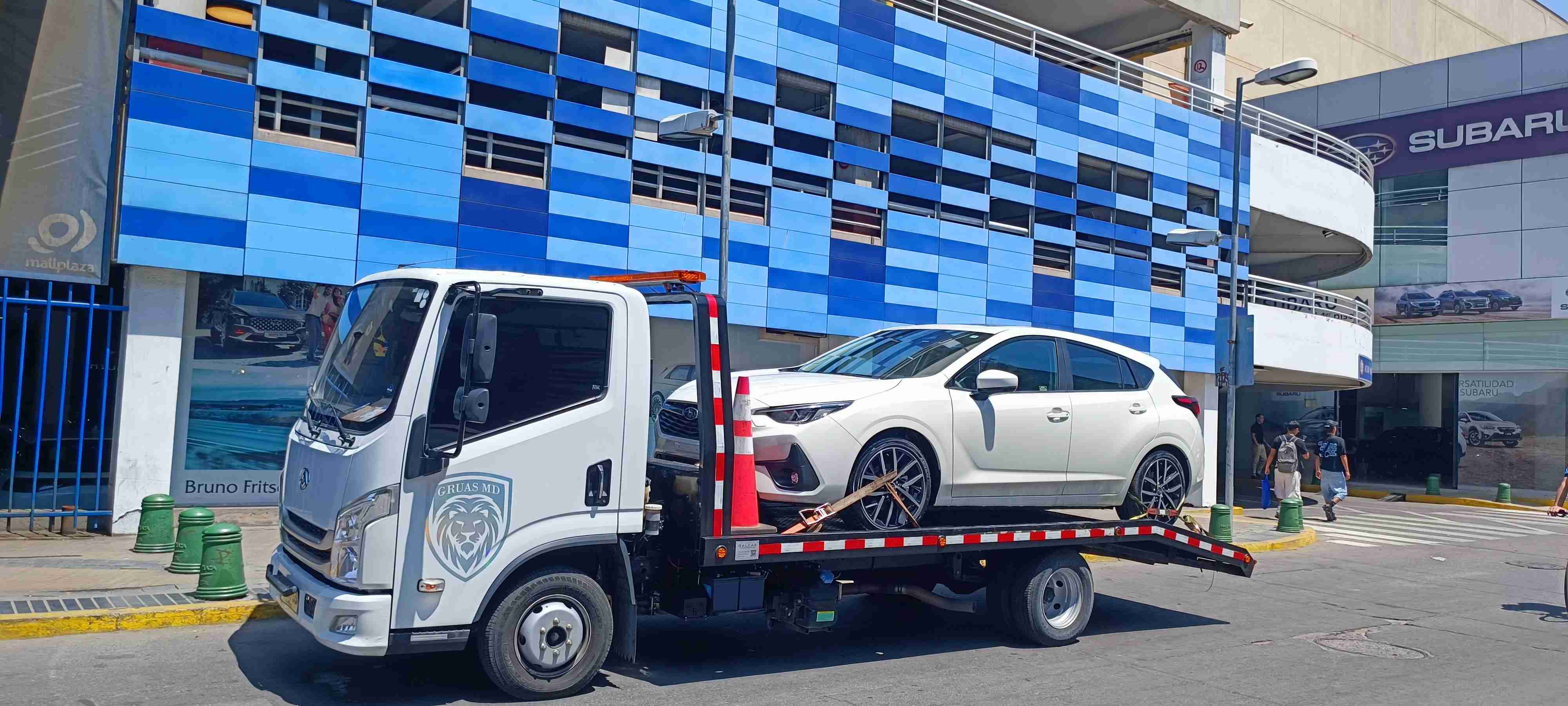 Camión de remolque en operación