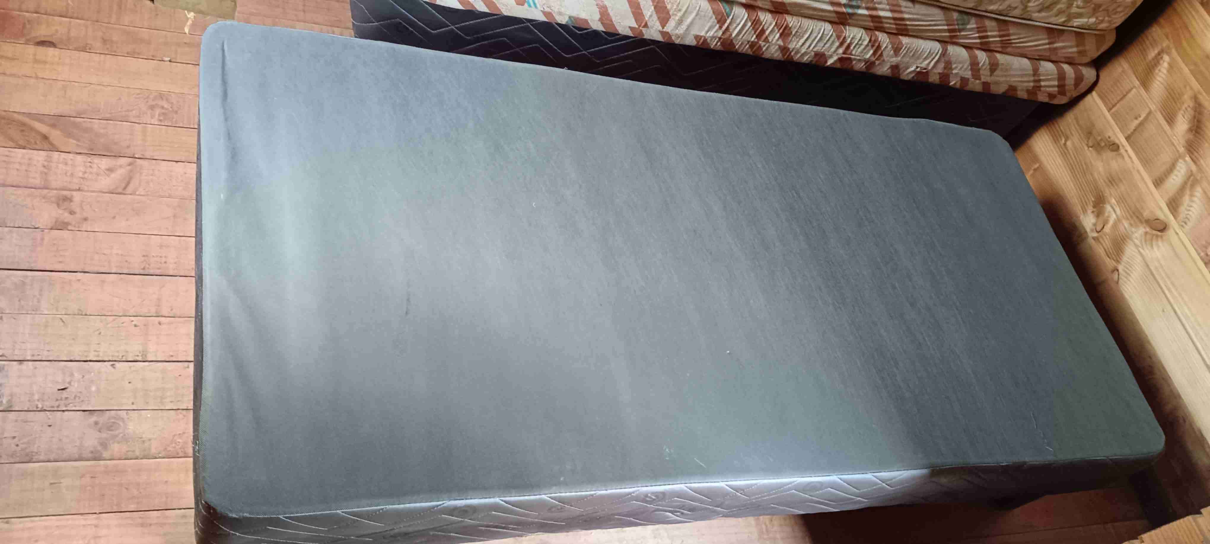 Colchón individual seminuevo - miniatura 1