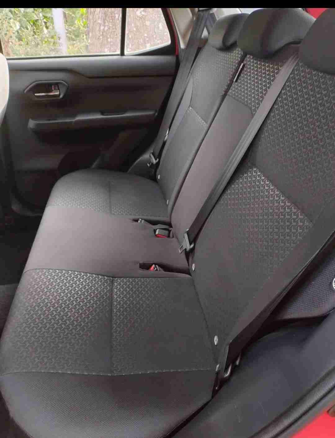 Toyota raize rojo - 4