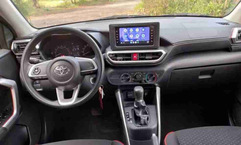 Toyota raize rojo - 5