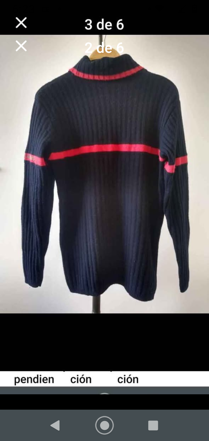 Suéter negro con detalles rojos - 2