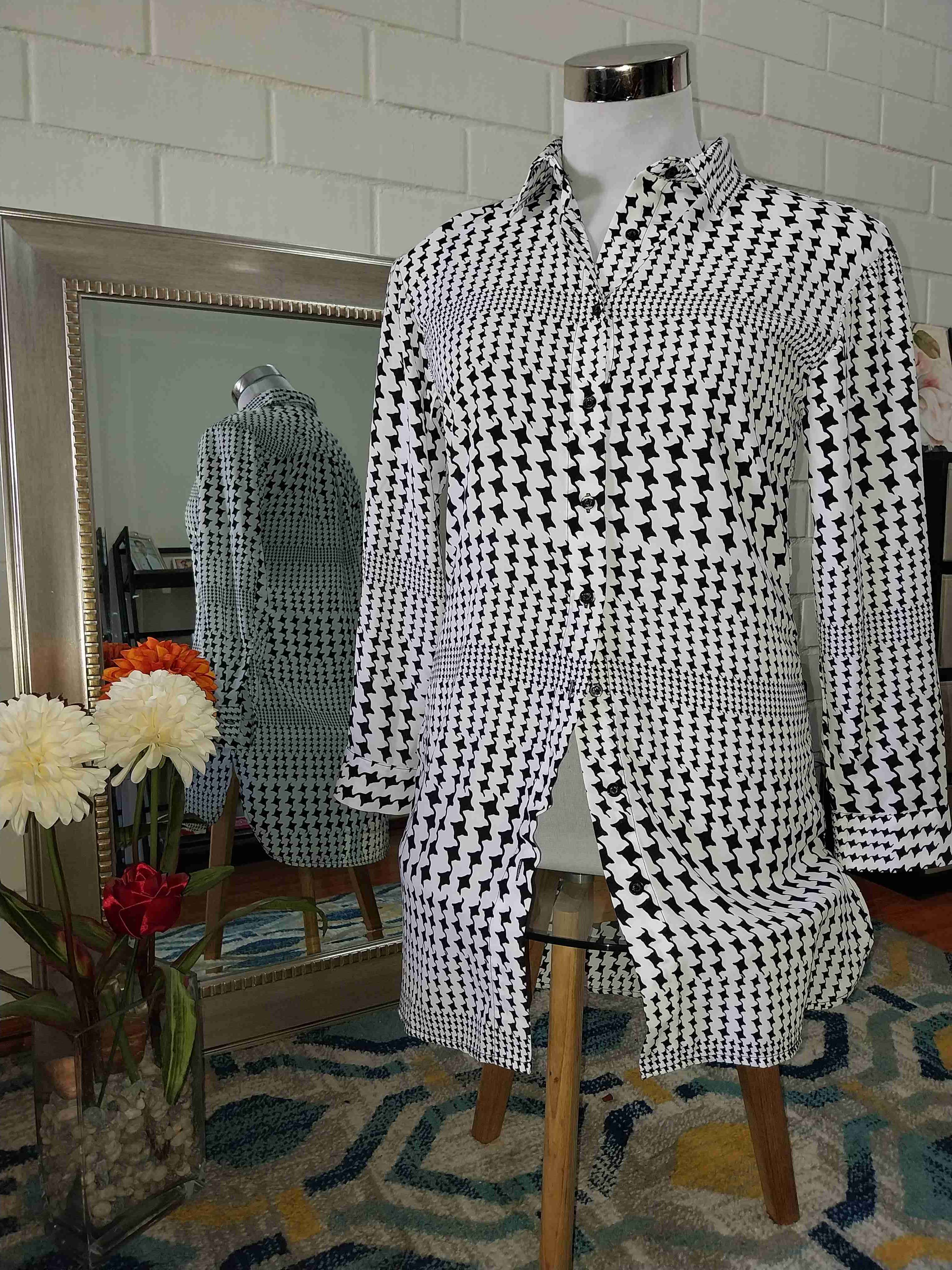 Polera estampada de ángeles,toda la ropa $3000 cad - 4