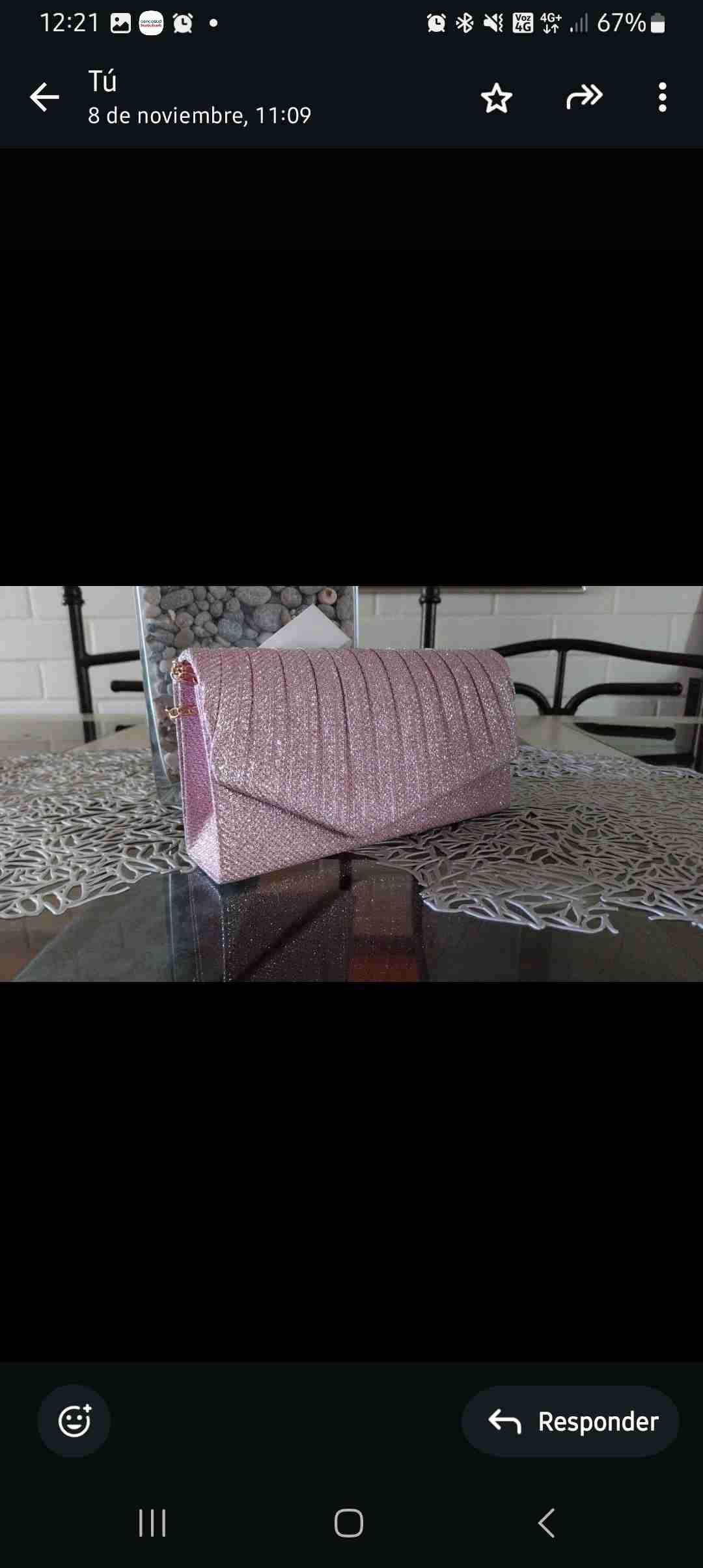 Cartera de noche brillosa azul y rosada - 2