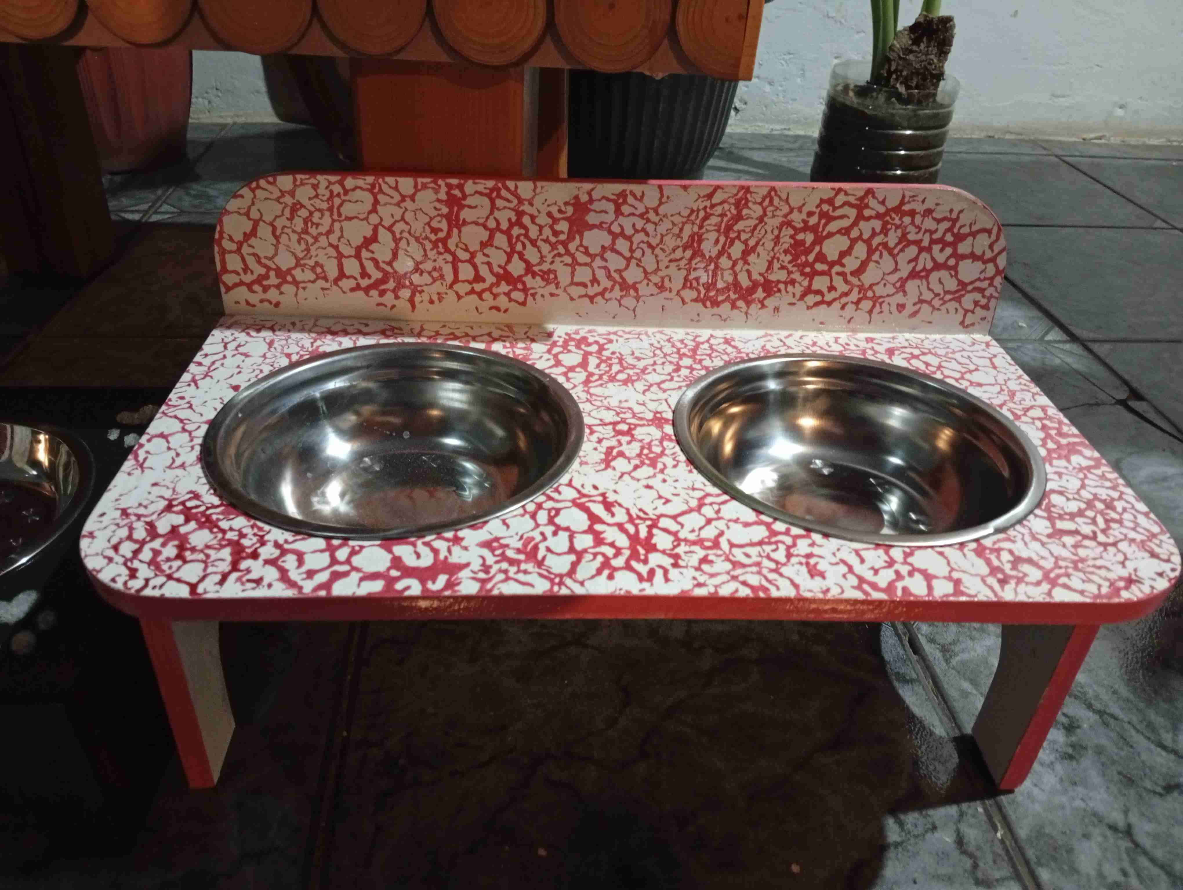 Comedero doble para mascotas - miniatura 1