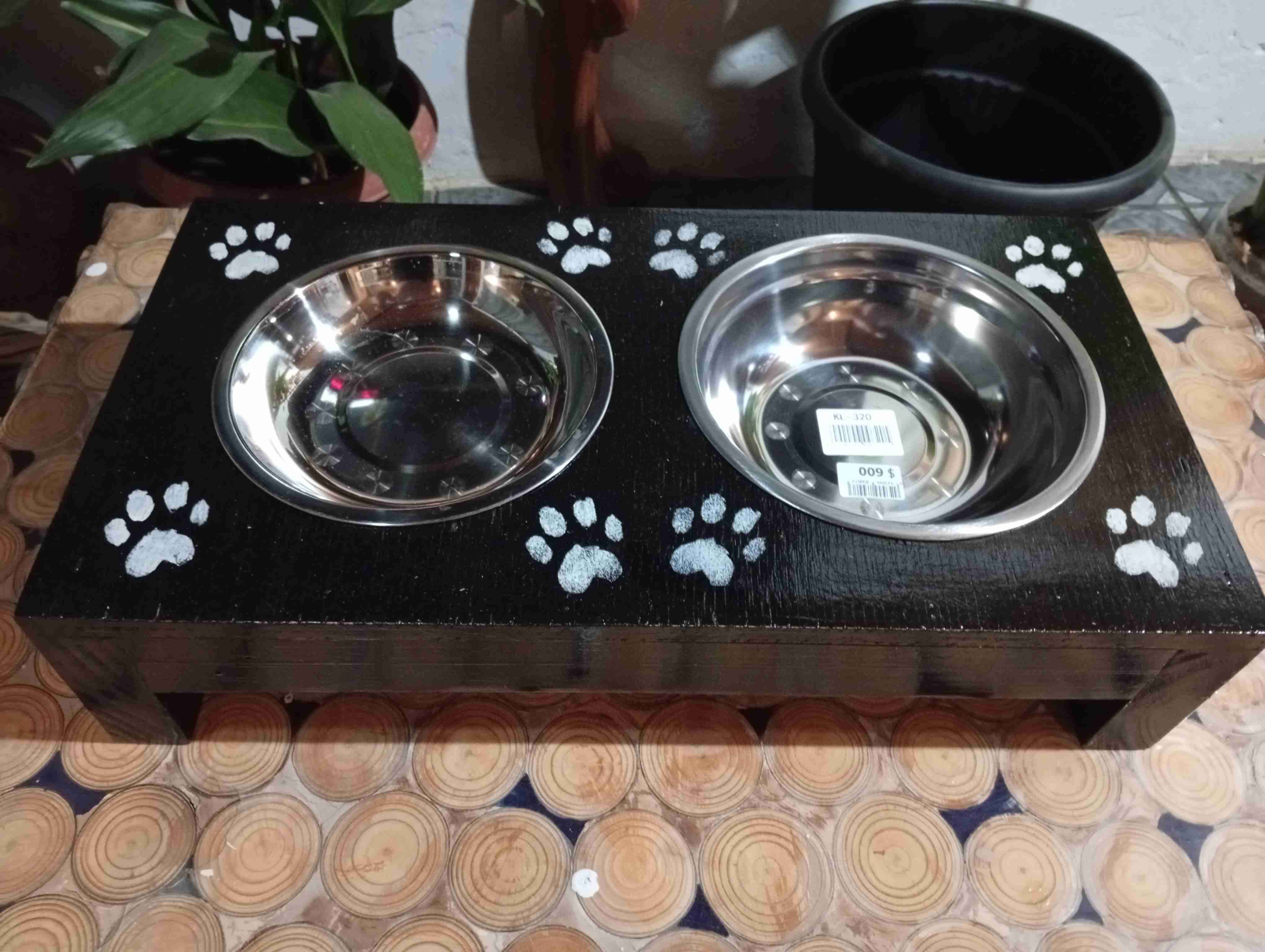 Comedero doble para mascotas - miniatura 6