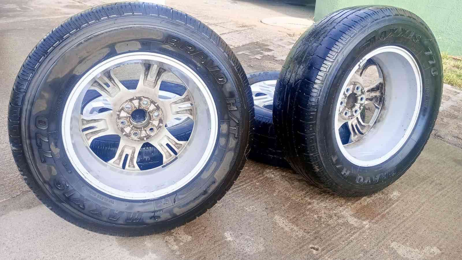 Llanta Nissan  Navara - miniatura 2