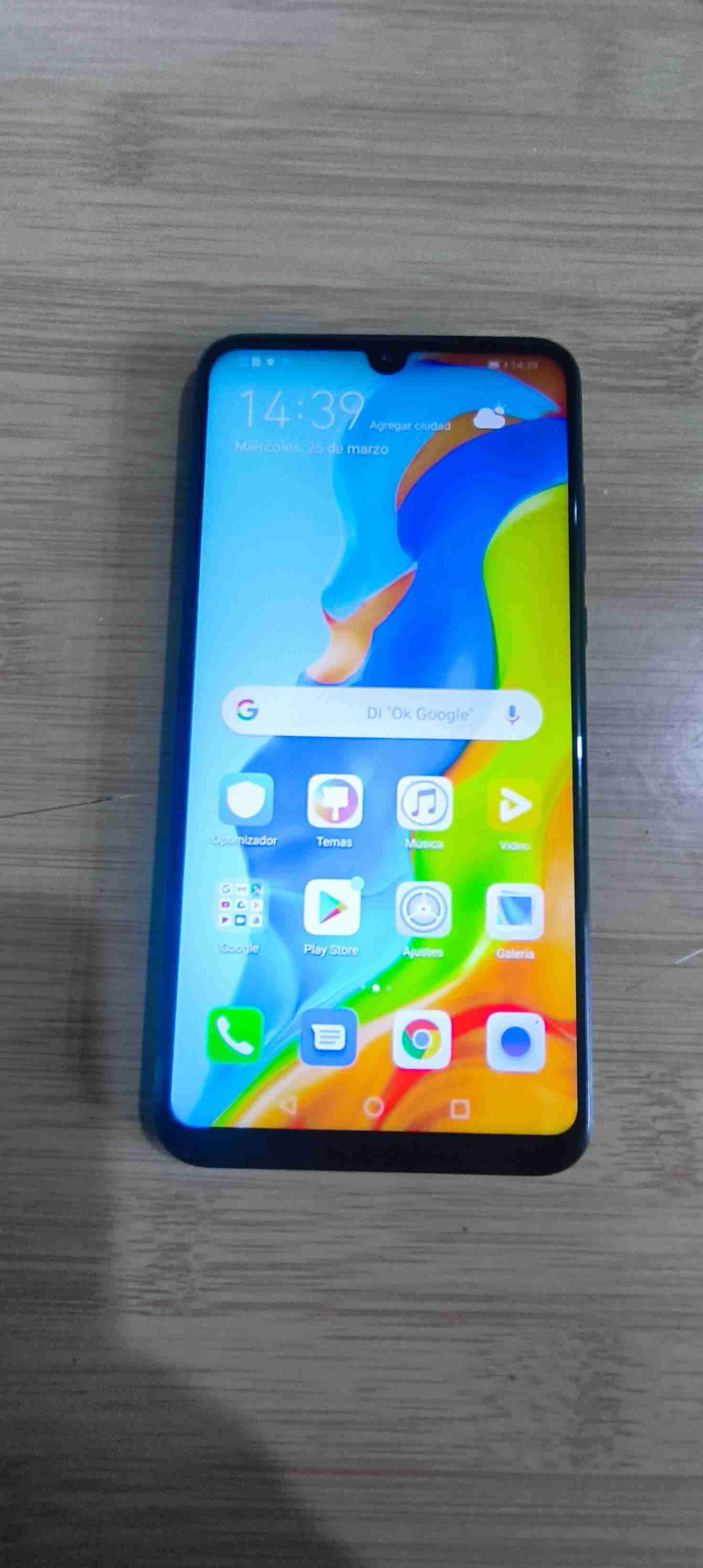 Huawei P30 Lite con accesorios - 2