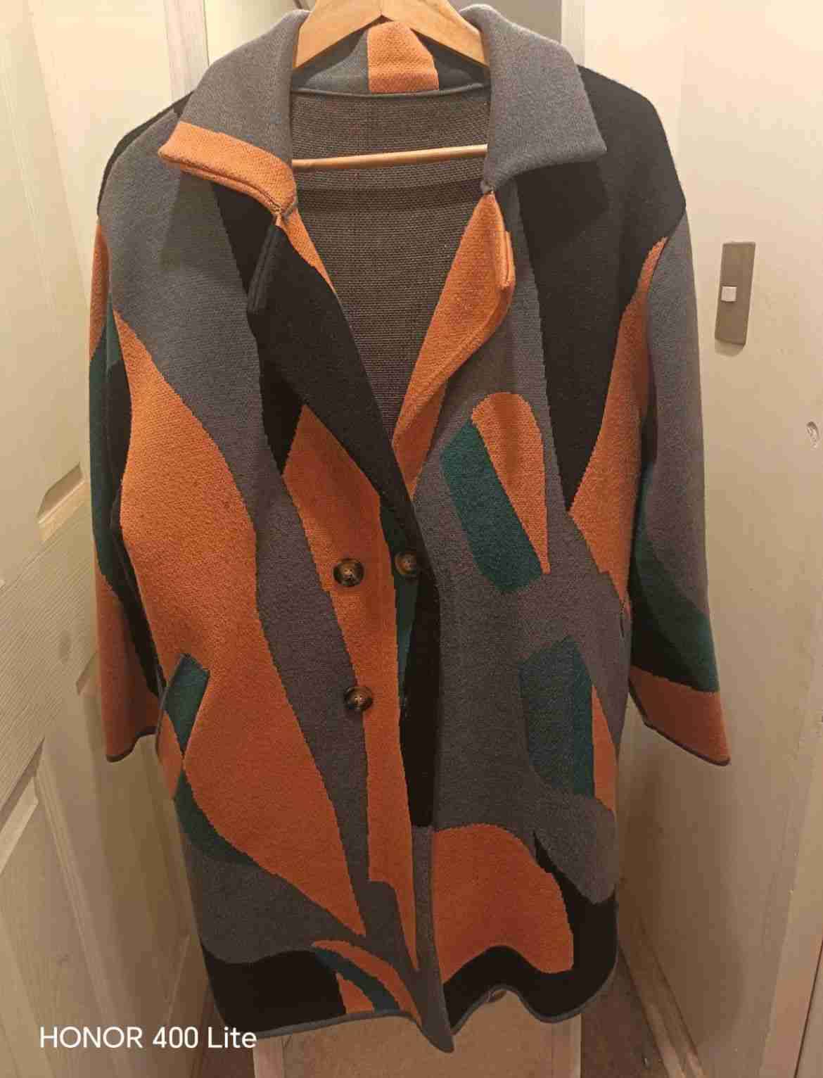 Abrigo estampado abstracto multicolor