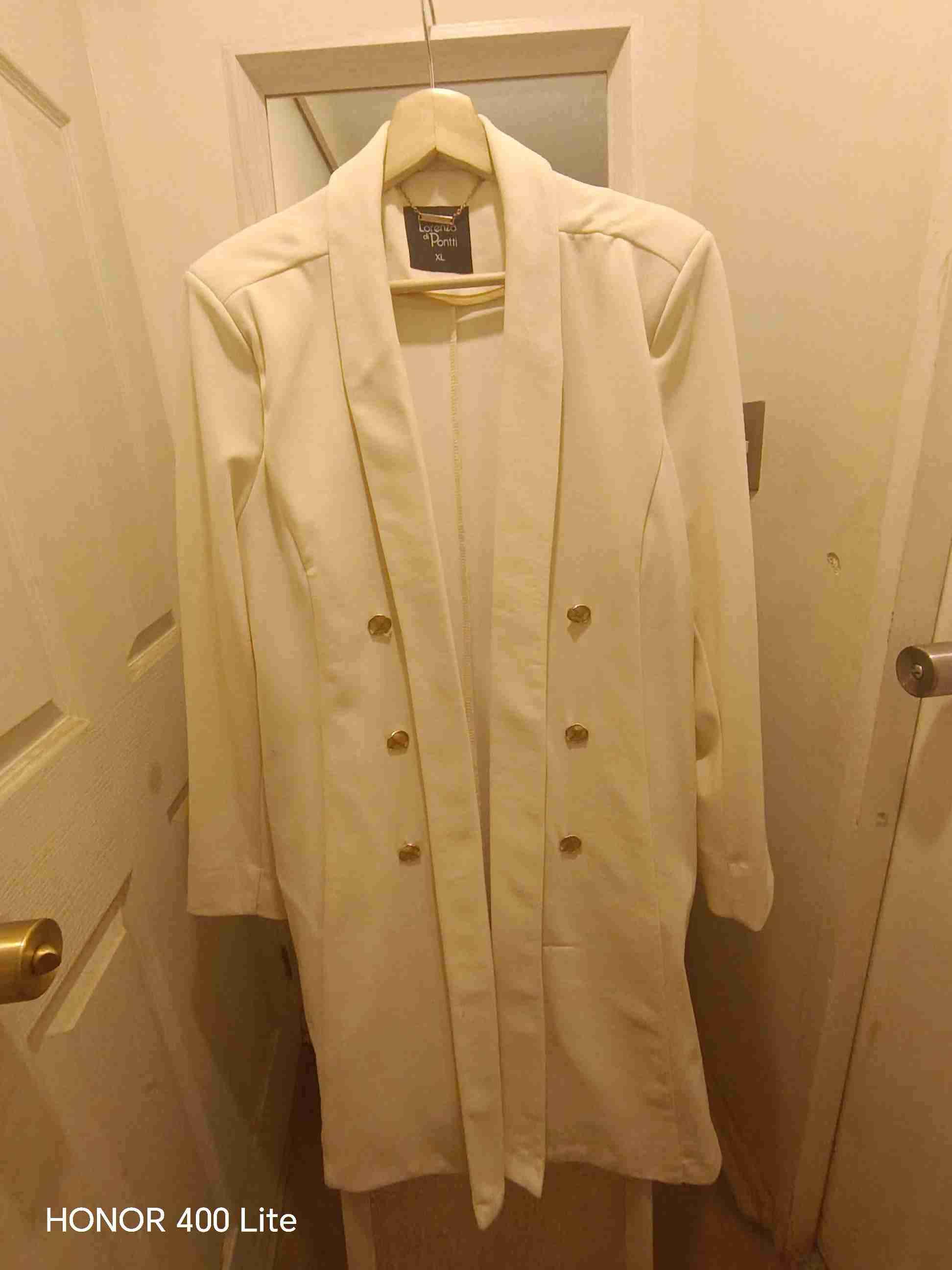 Blazer blanco elegante