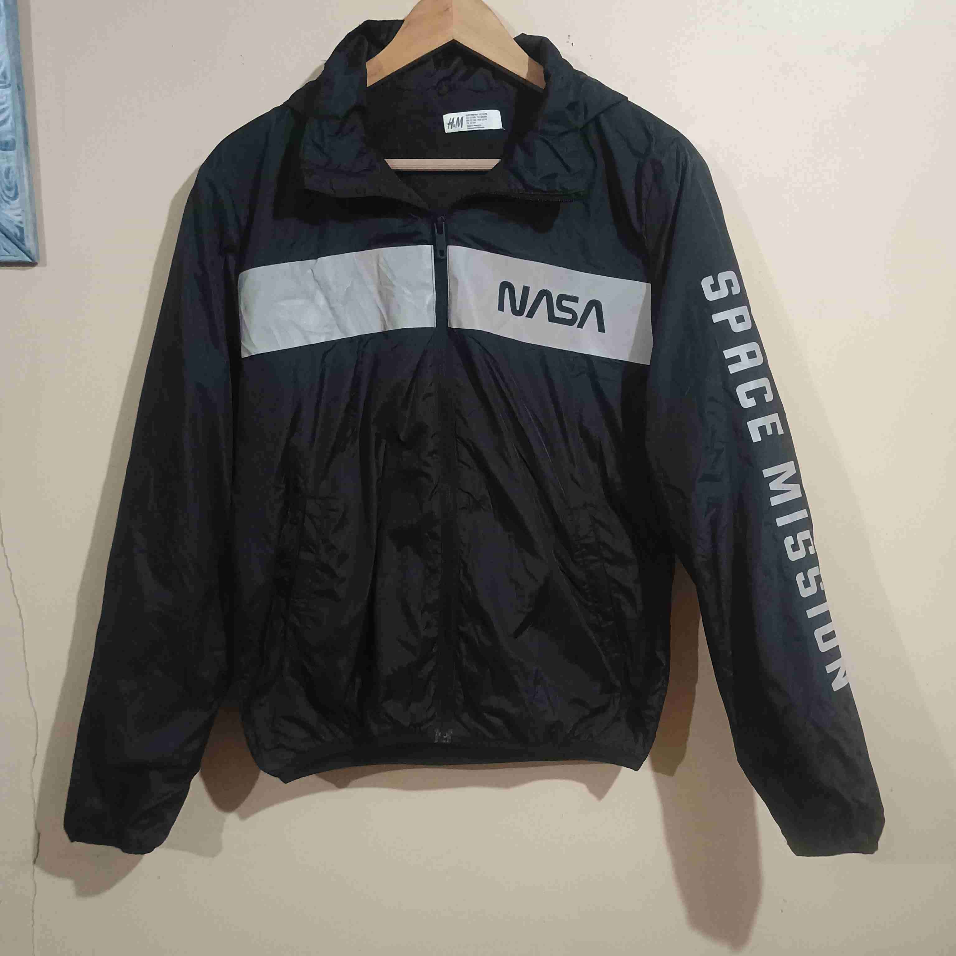 Chaqueta negra NASA Space Mission - 3