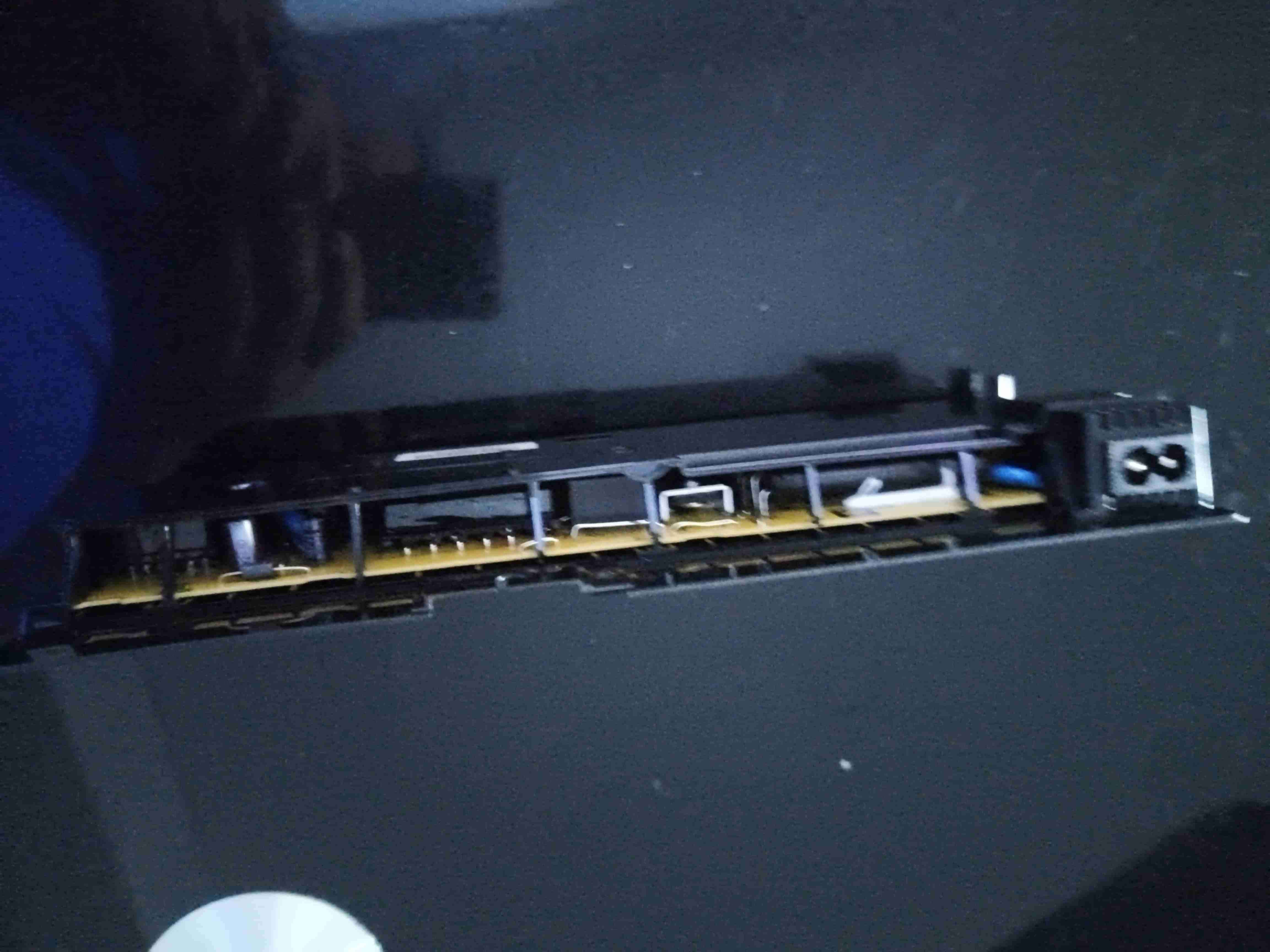 Pieza de repuesto electrónica