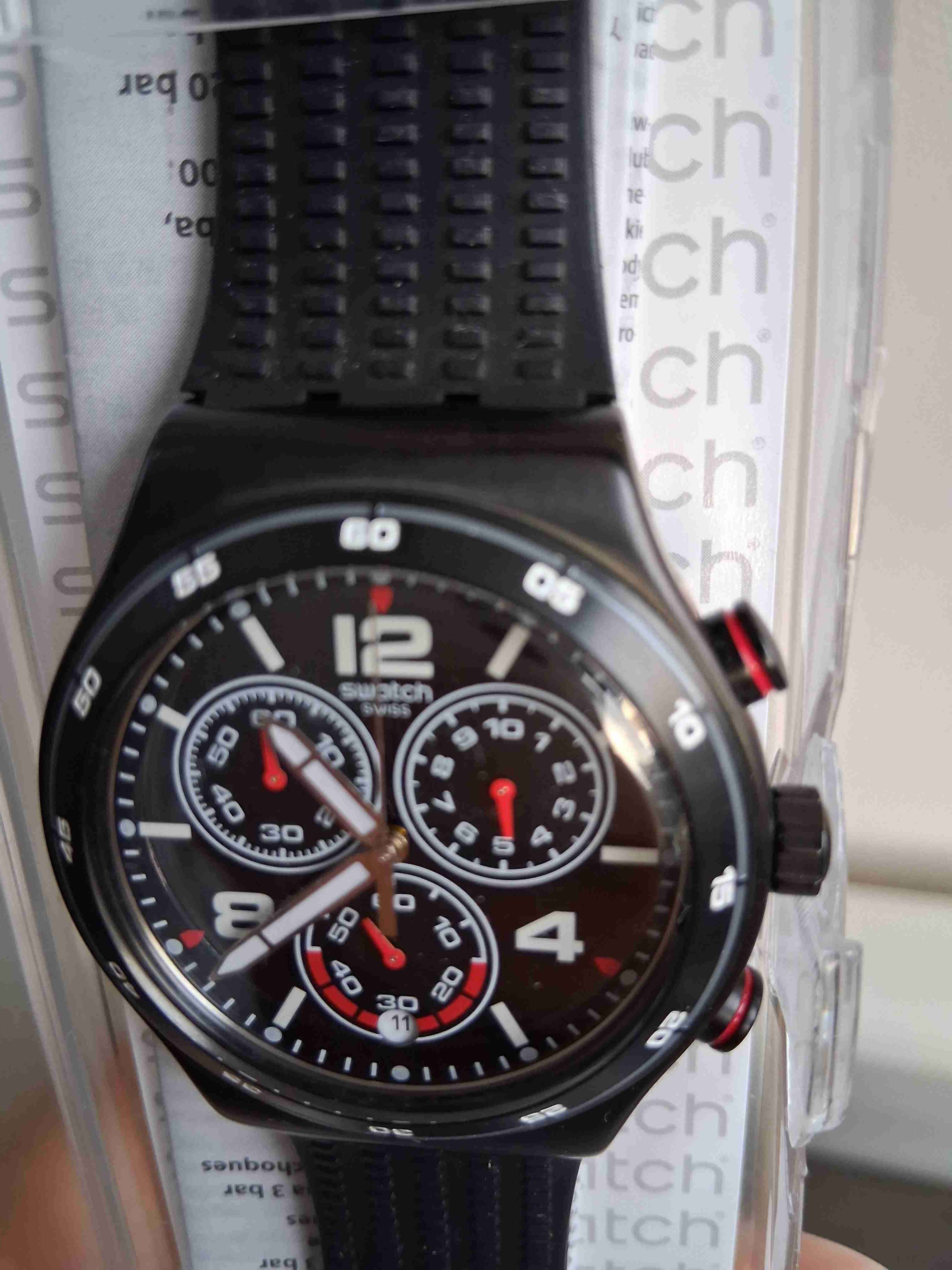 Reloj Swatch negro con cronómetro - miniatura 1