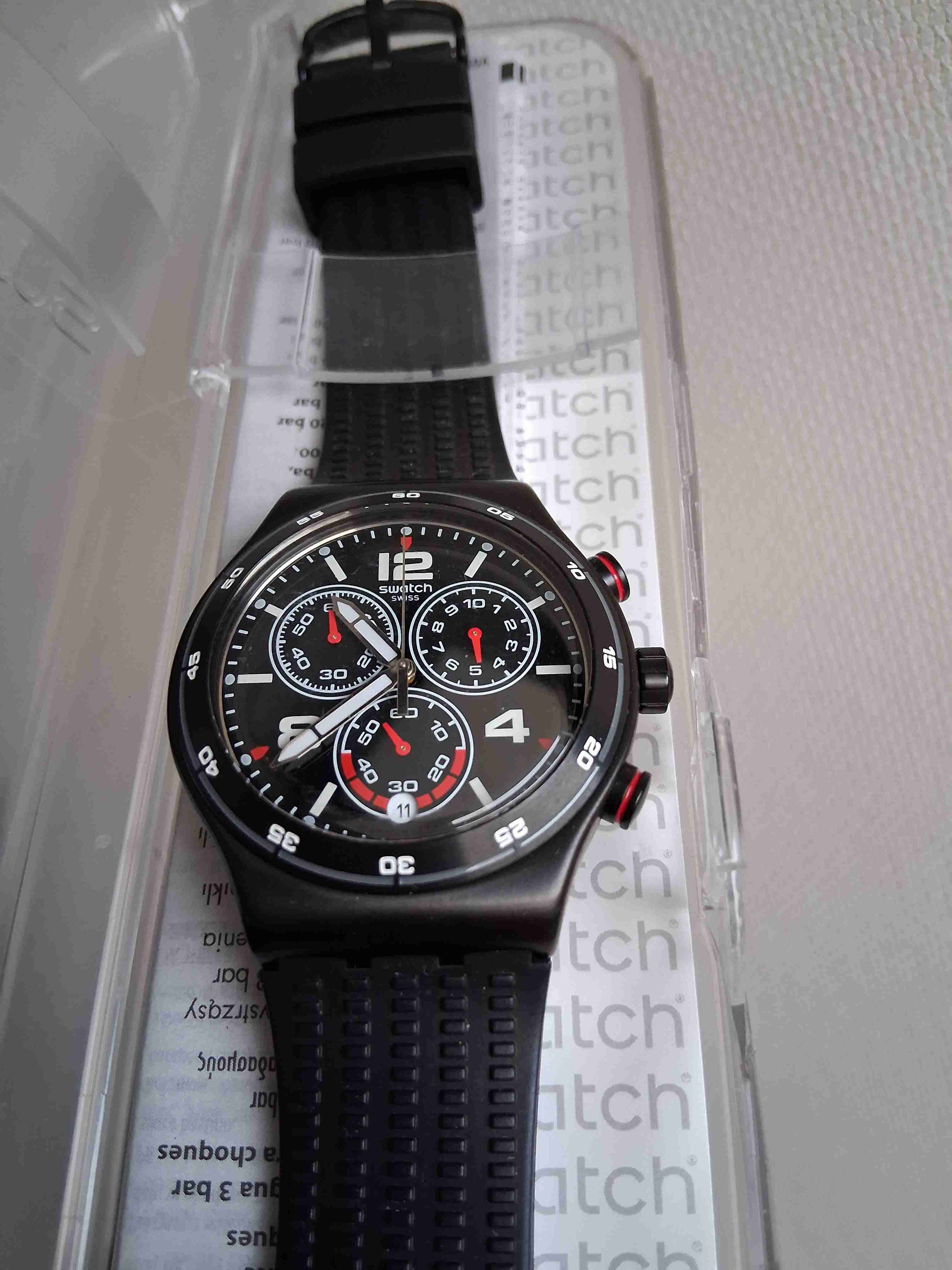 Reloj Swatch negro con cronómetro - miniatura 4