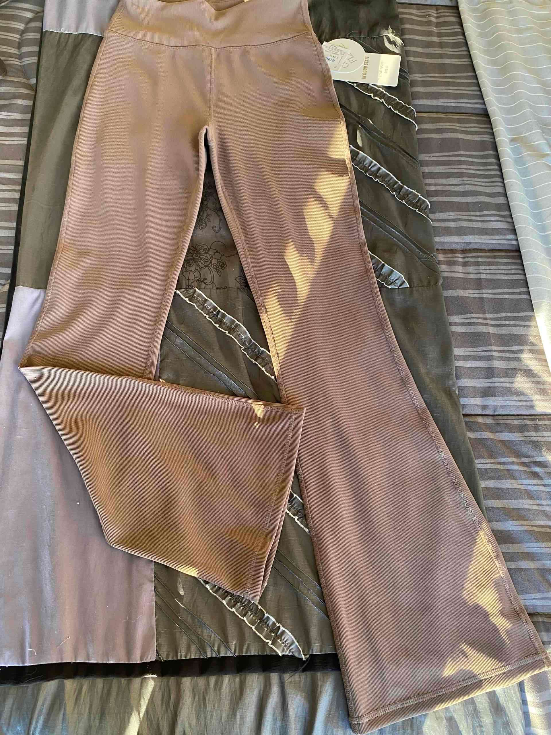 Calzas acampanadas beige - miniatura 3