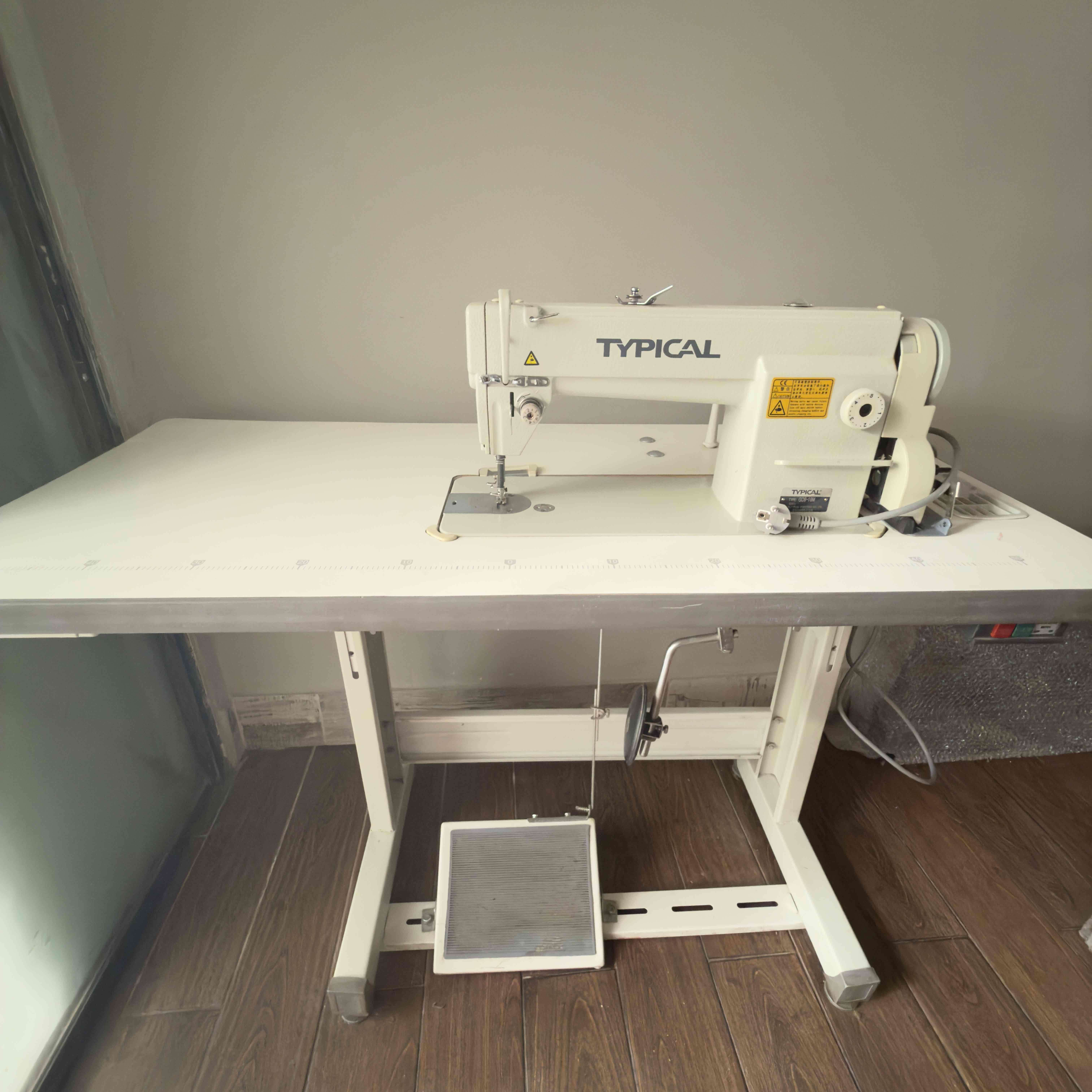 Máquina de coser industrial Typical - miniatura 3