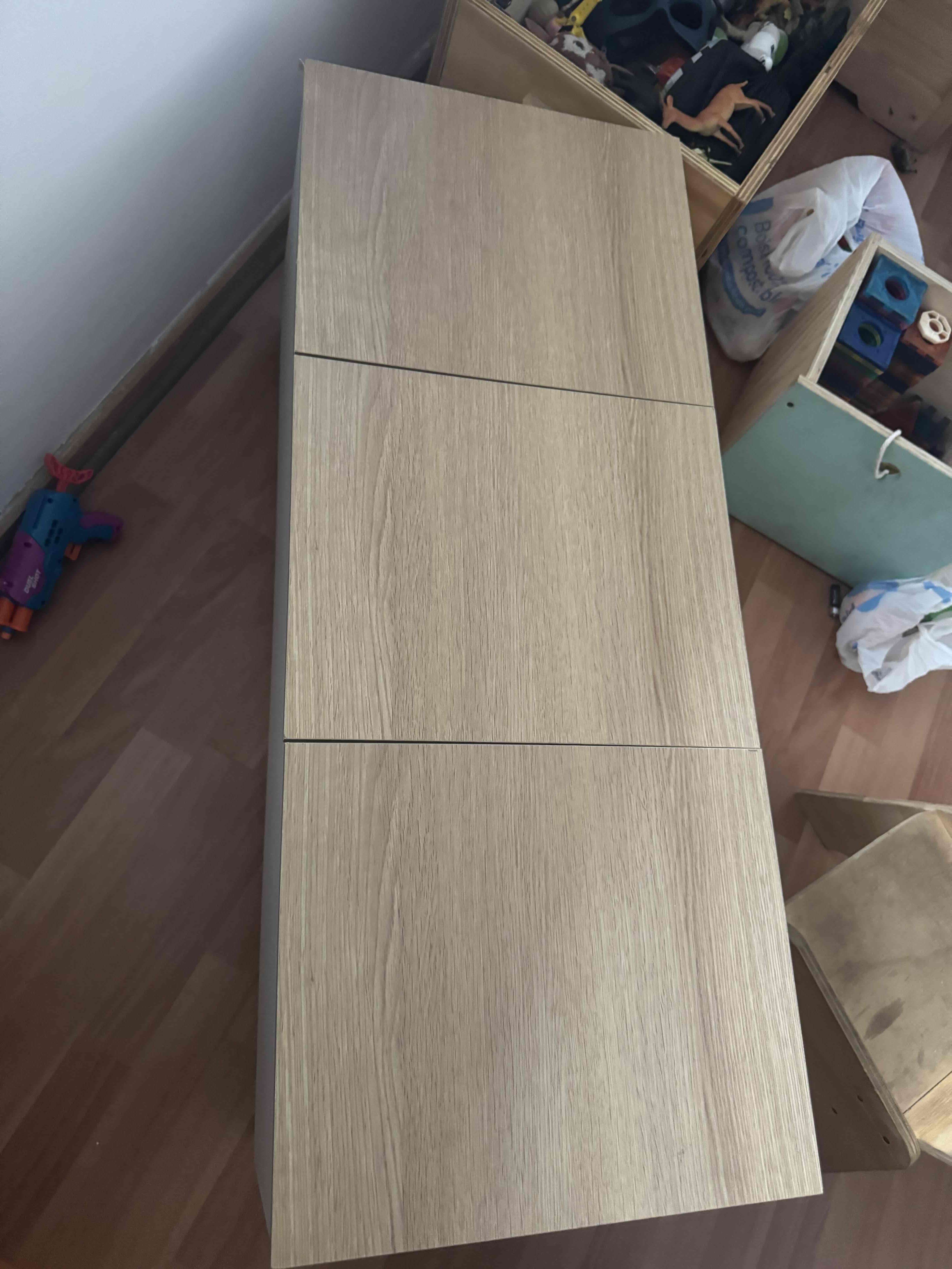 Mueble organizador de madera clara - miniatura 3