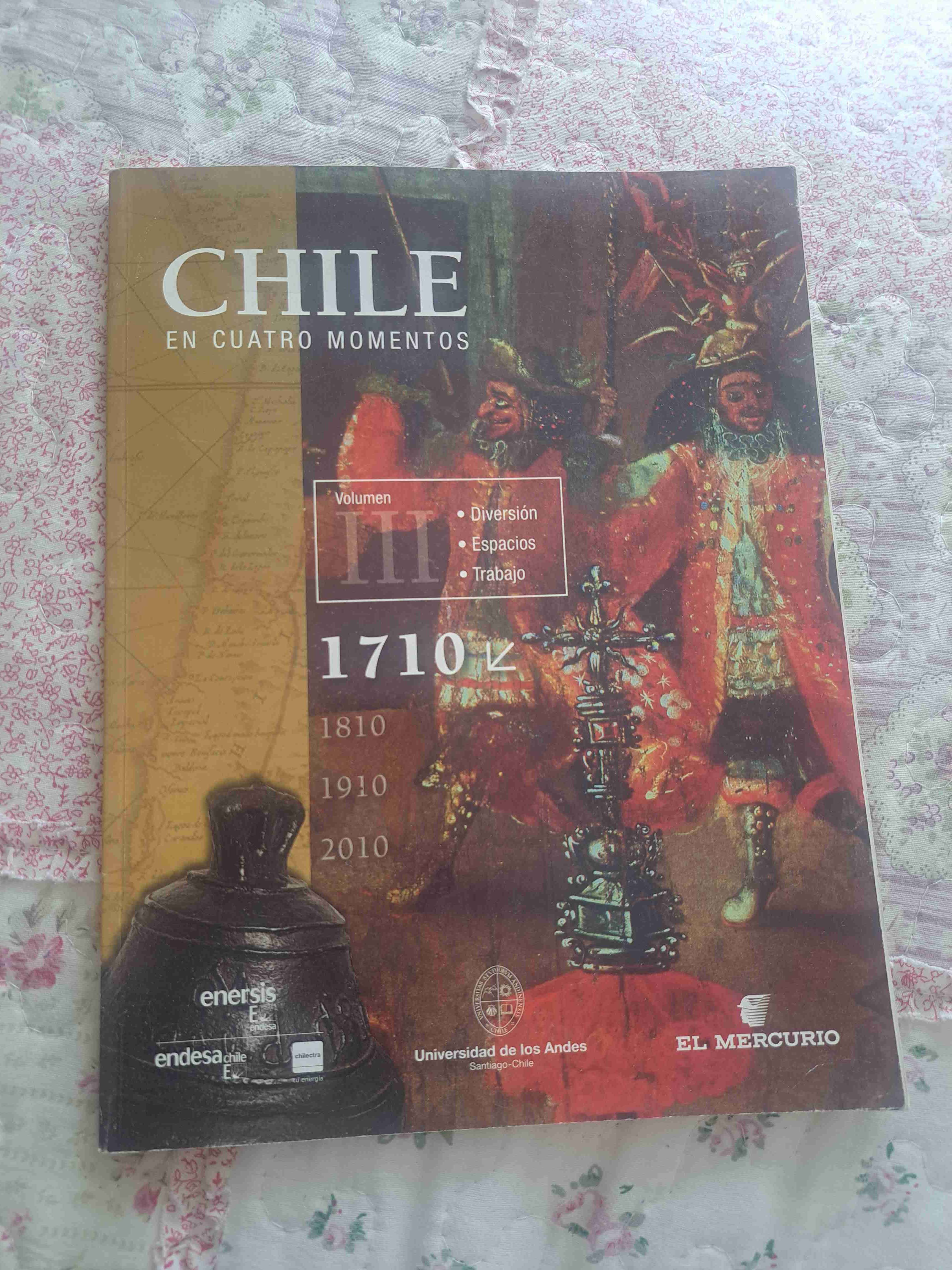 Libro Chile en Cuatro Momentos